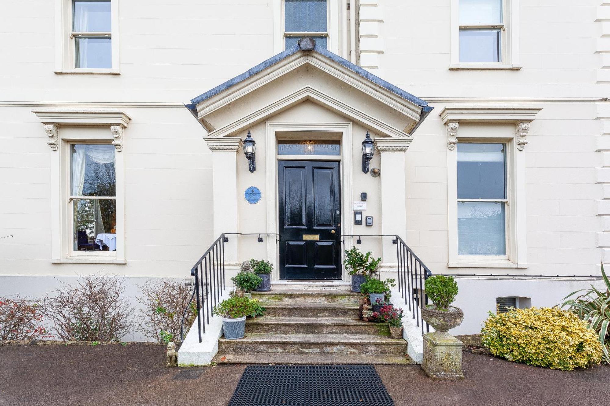 Beaumont House Guest house