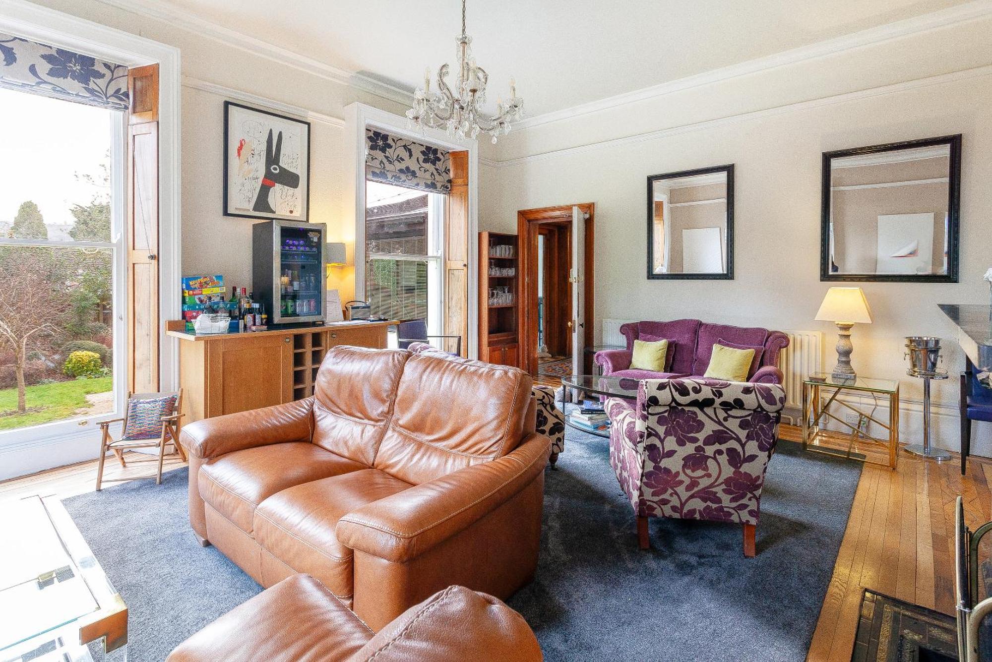 Beaumont House Guest house 4*