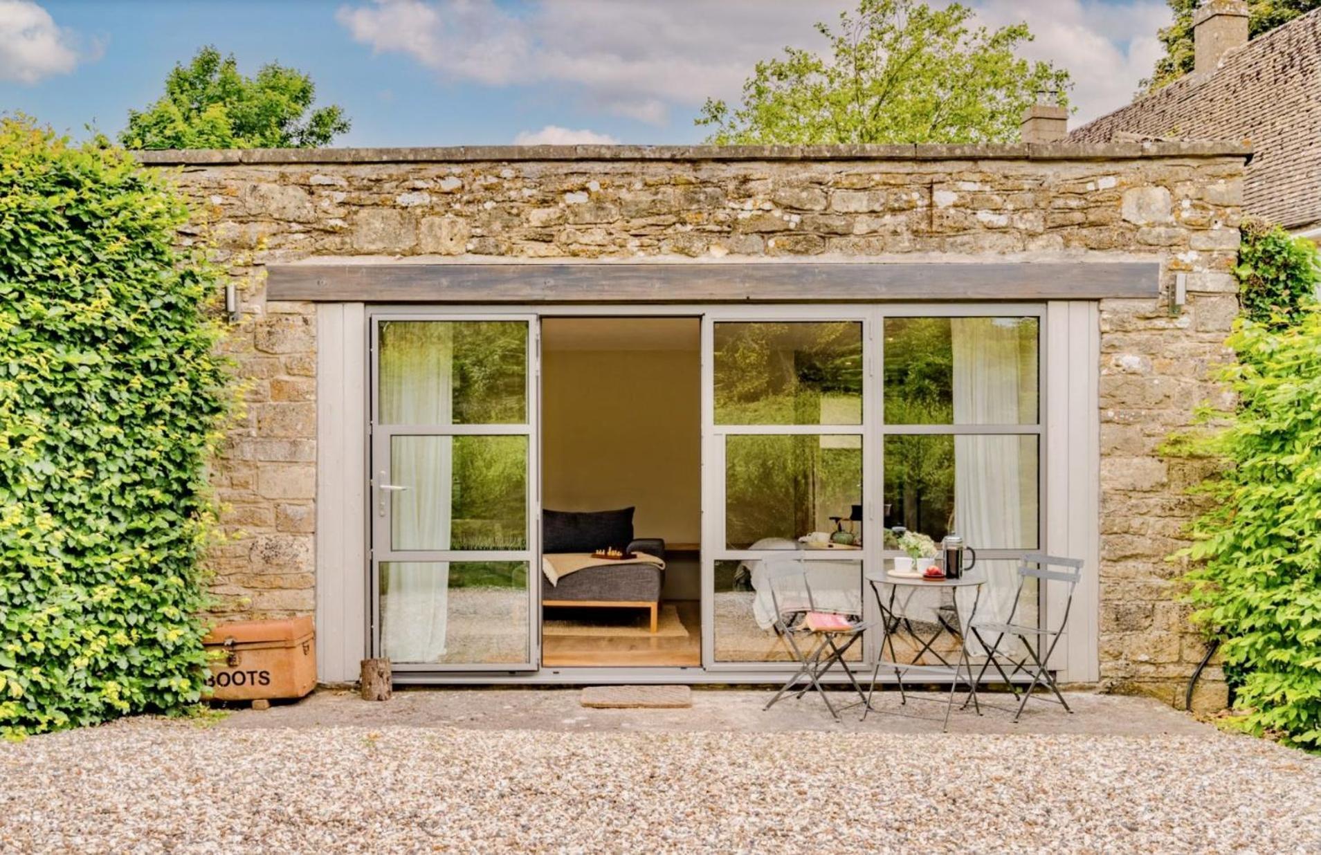 A Luxury Retreat In The Cotswolds Apartment Cheltenham