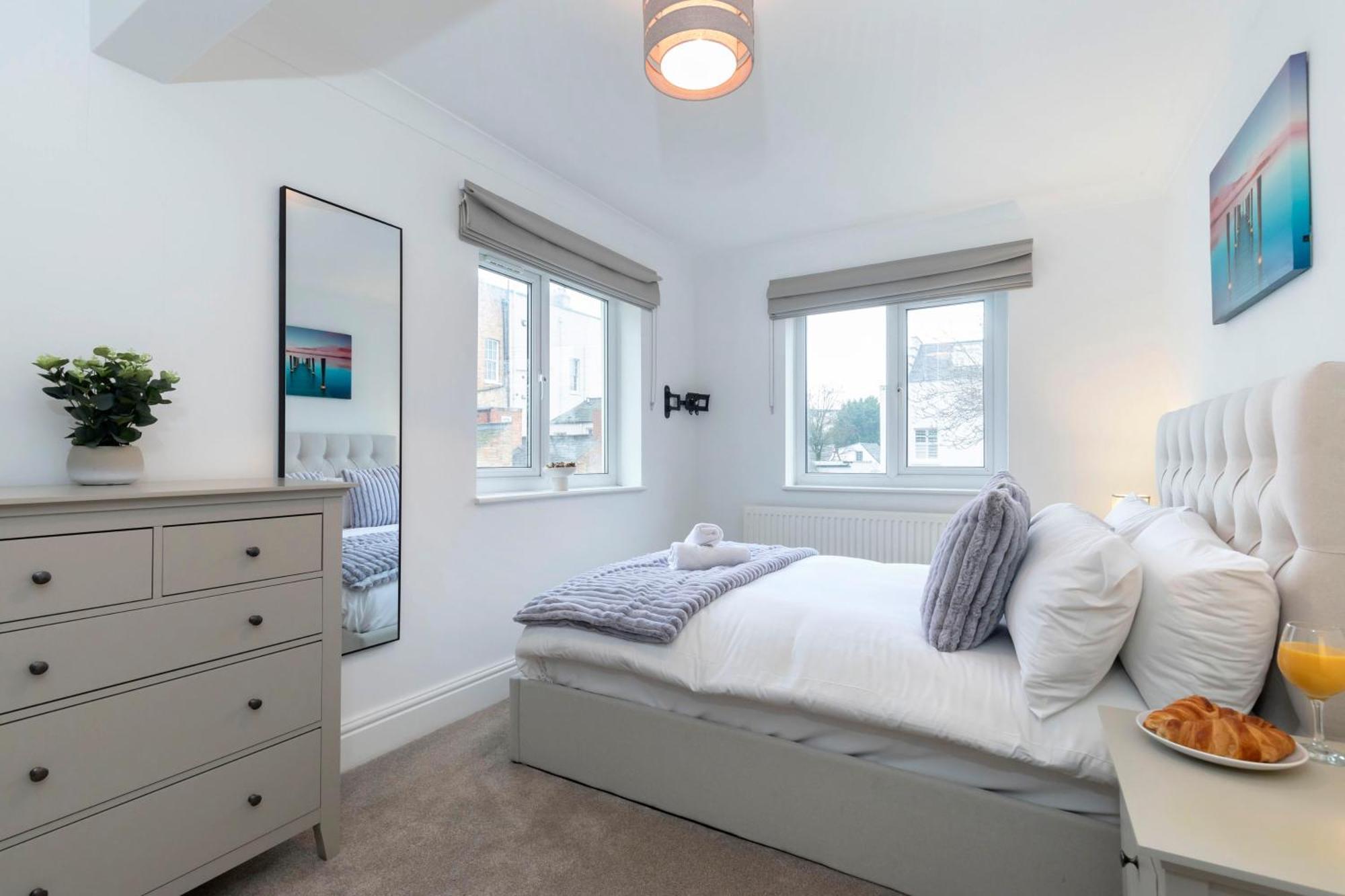 Peaceful 3-bed In Tivoli * Cheltenham