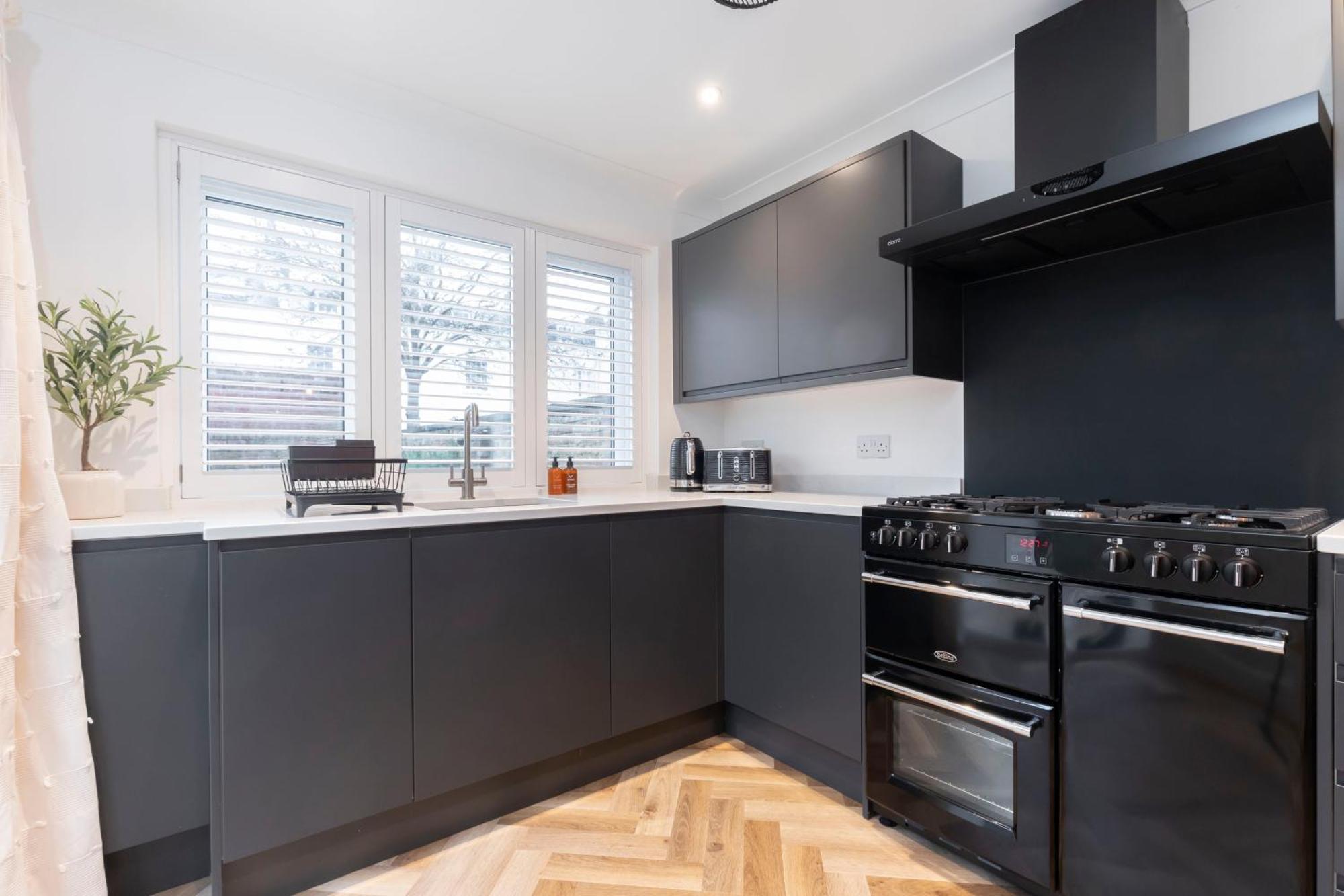 Peaceful 3-bed In Tivoli * Cheltenham