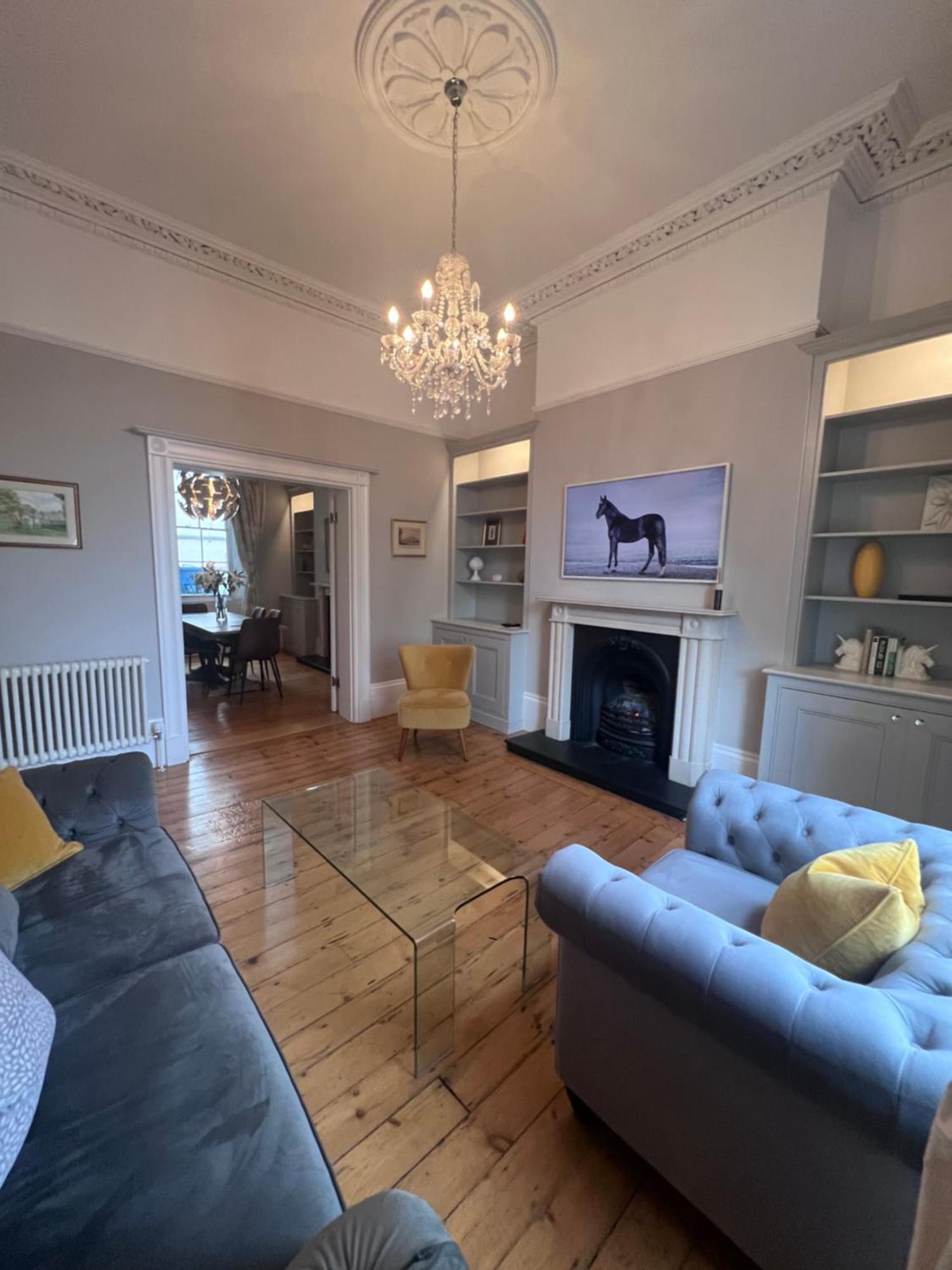 No2 Clarence Grade Ii Regency Townhouse Short Walk To Racecourse And Town Centre Cheltenham