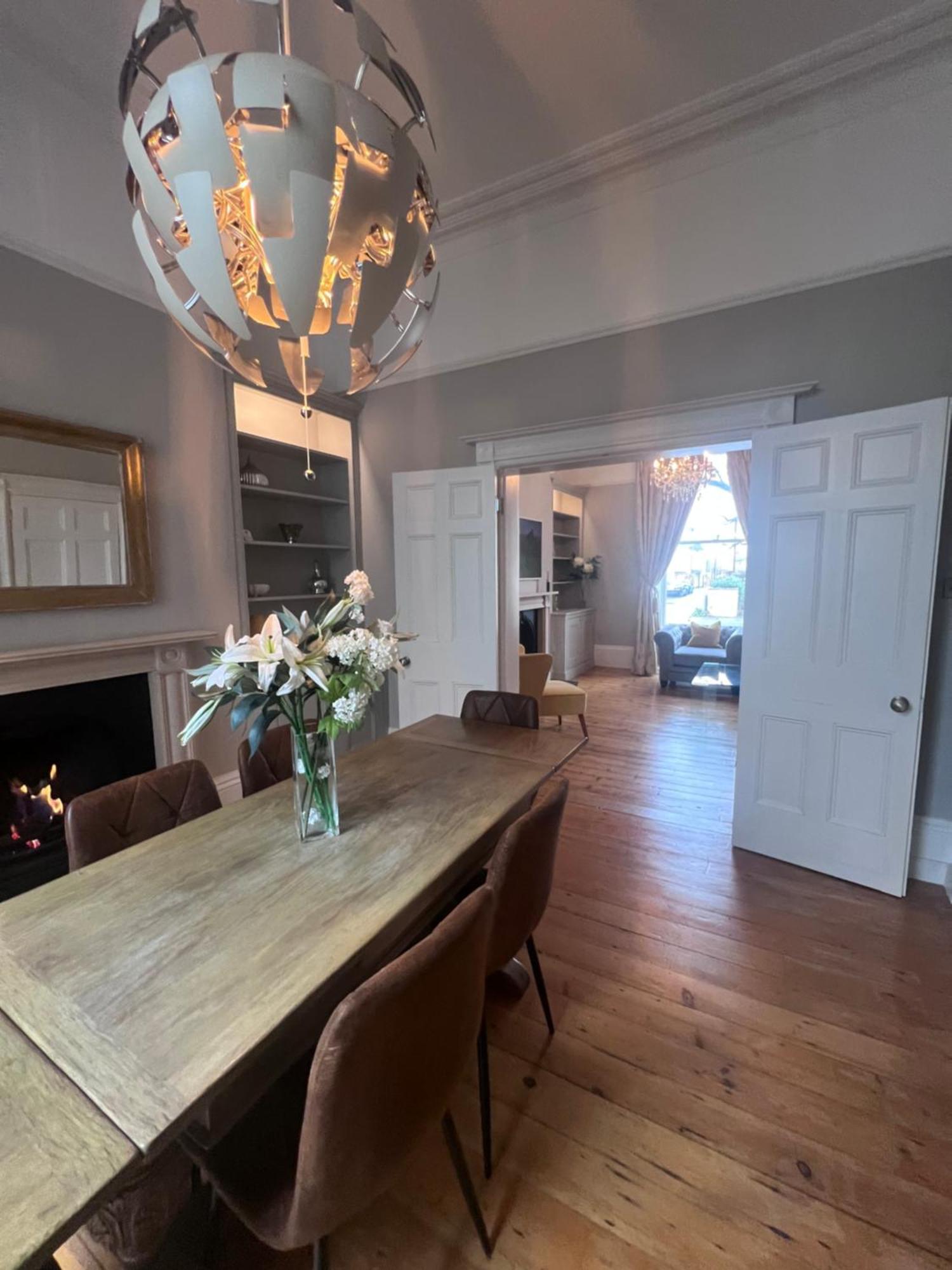 No2 Clarence Grade Ii Regency Townhouse Short Walk To Racecourse And Town Centre Cheltenham