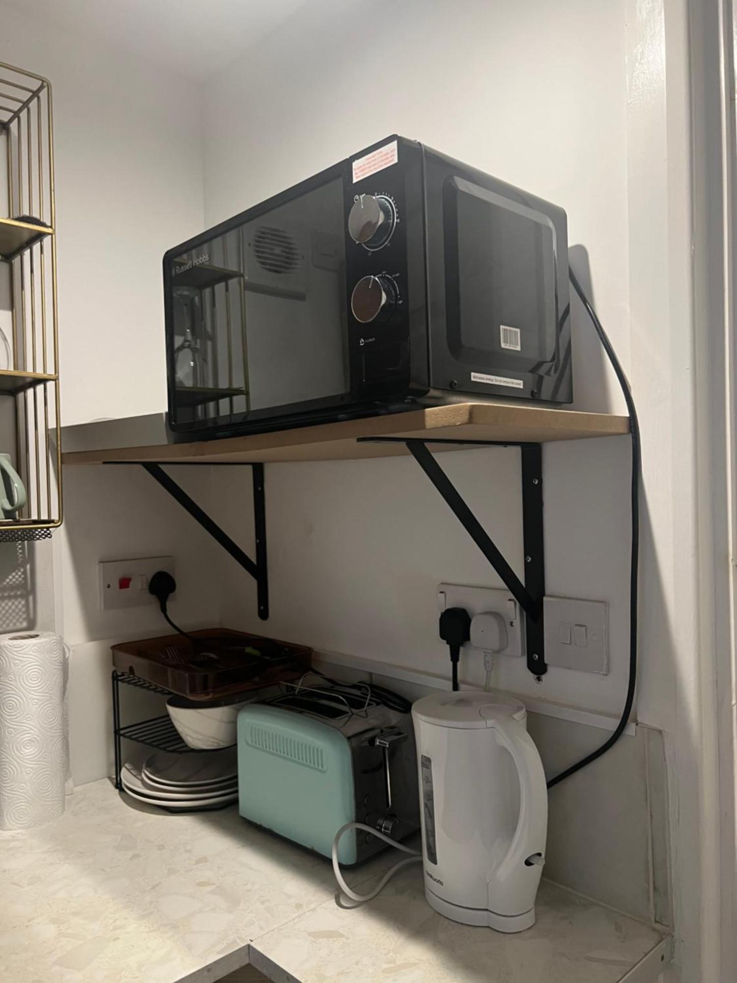 Modern Apartment Cheltenham