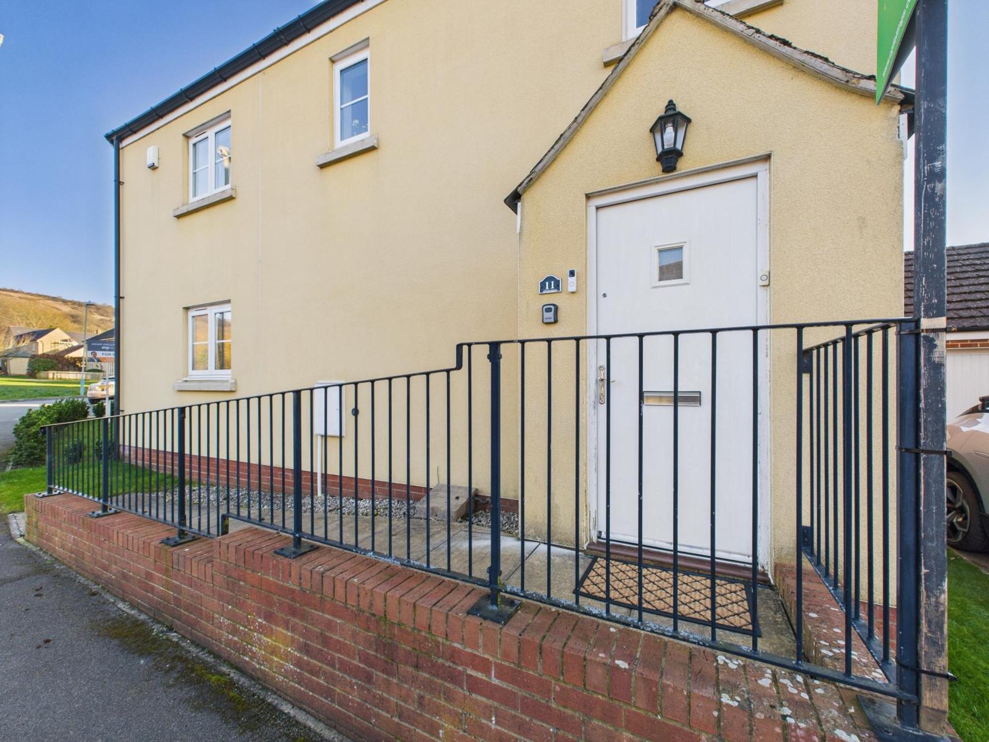 New Prestbury Place By Signature - 5 Bedroom House Near Racecourse *