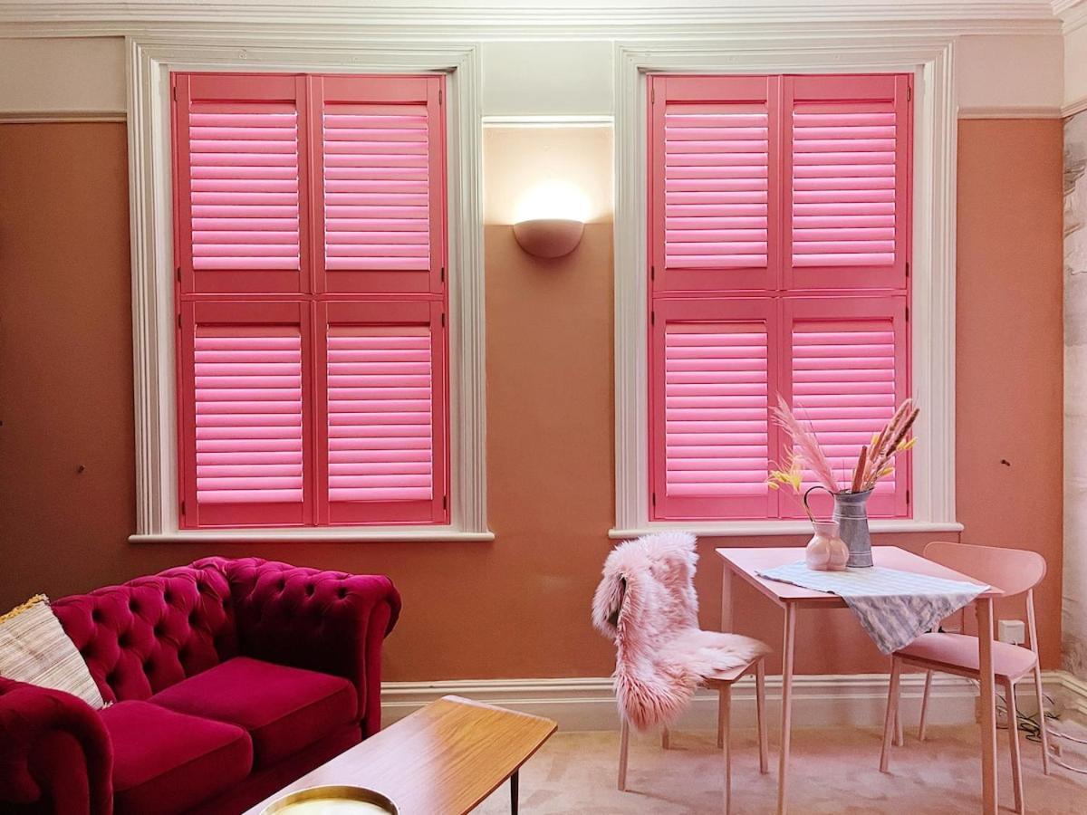 Apartment Colourful Close To Town Centre Cheltenham