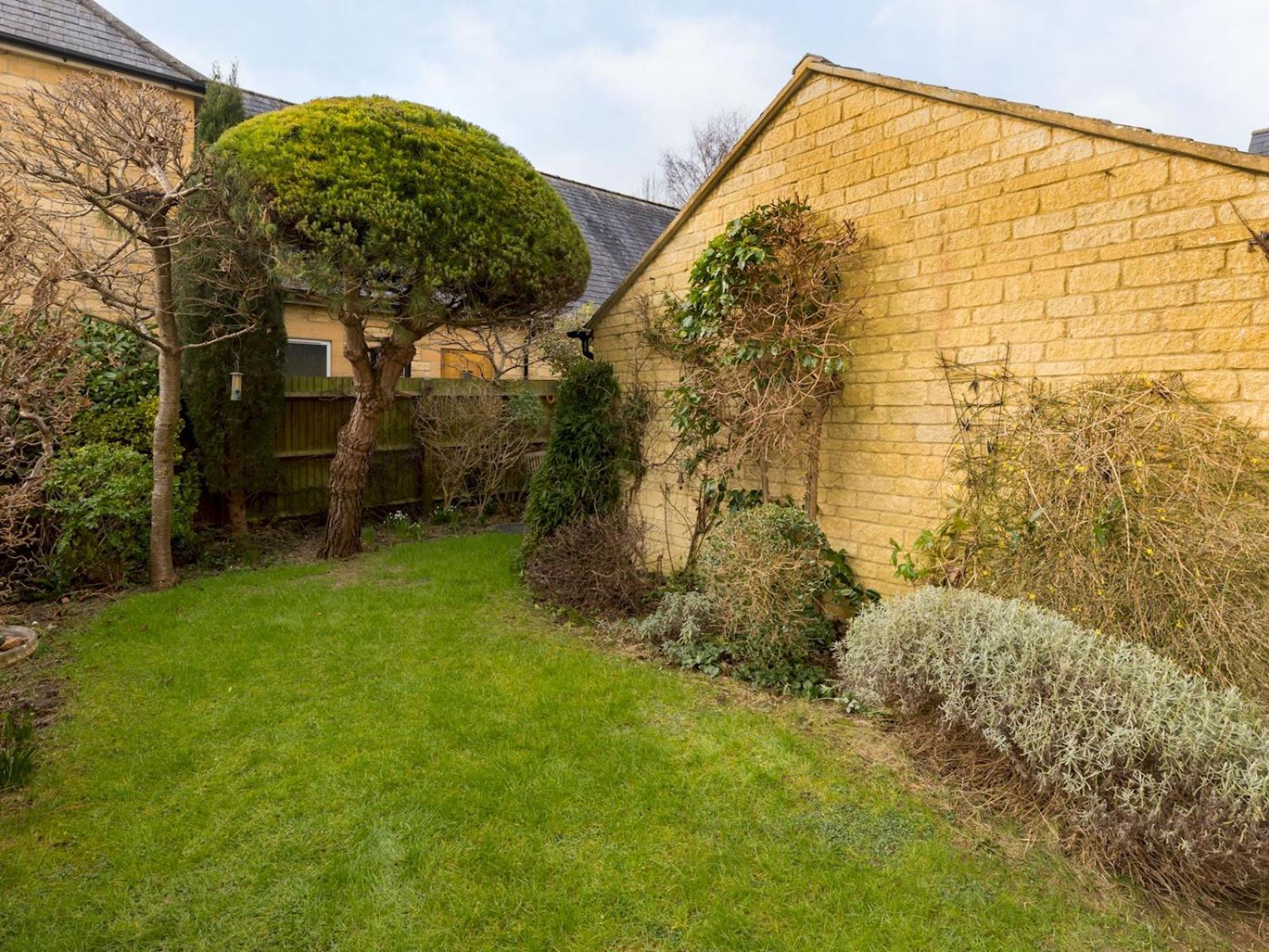 Holiday home Pass The Keys Modern Stylish Family Private Garden Cheltenham