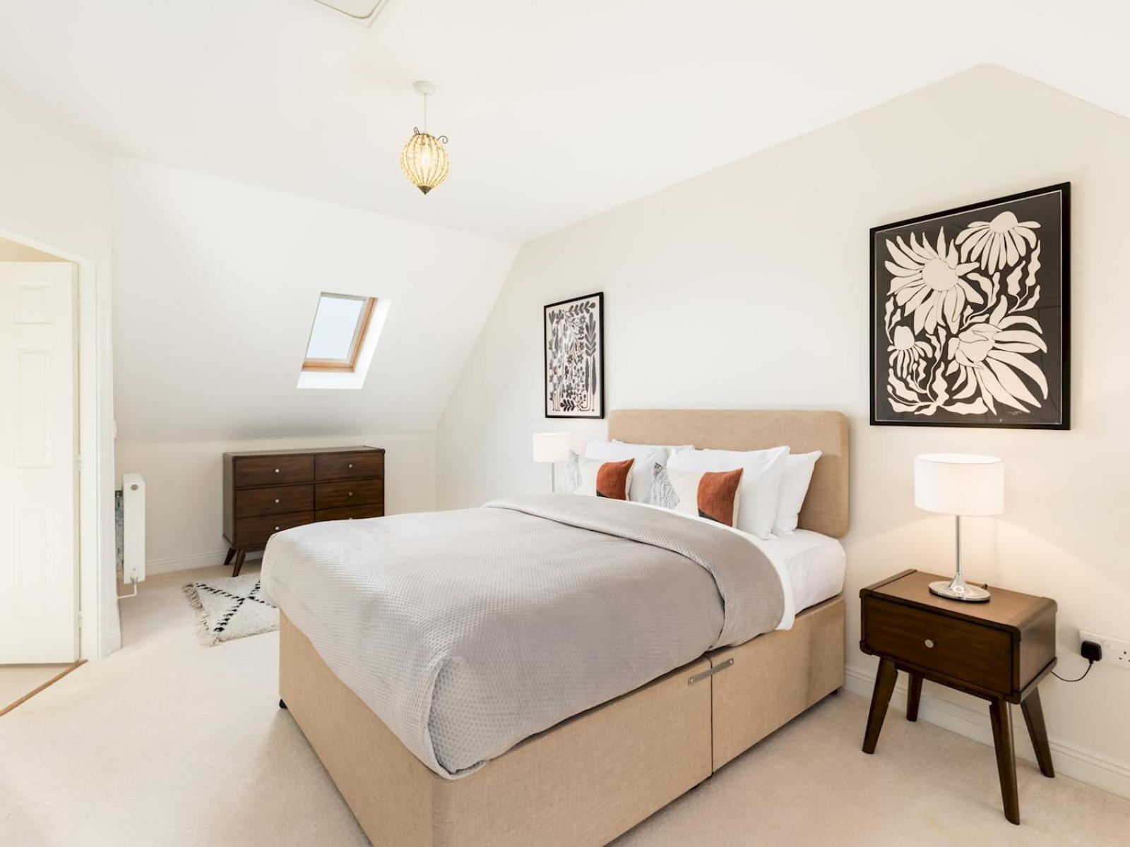 Holiday home Pass The Keys Modern Stylish Family Private Garden Cheltenham