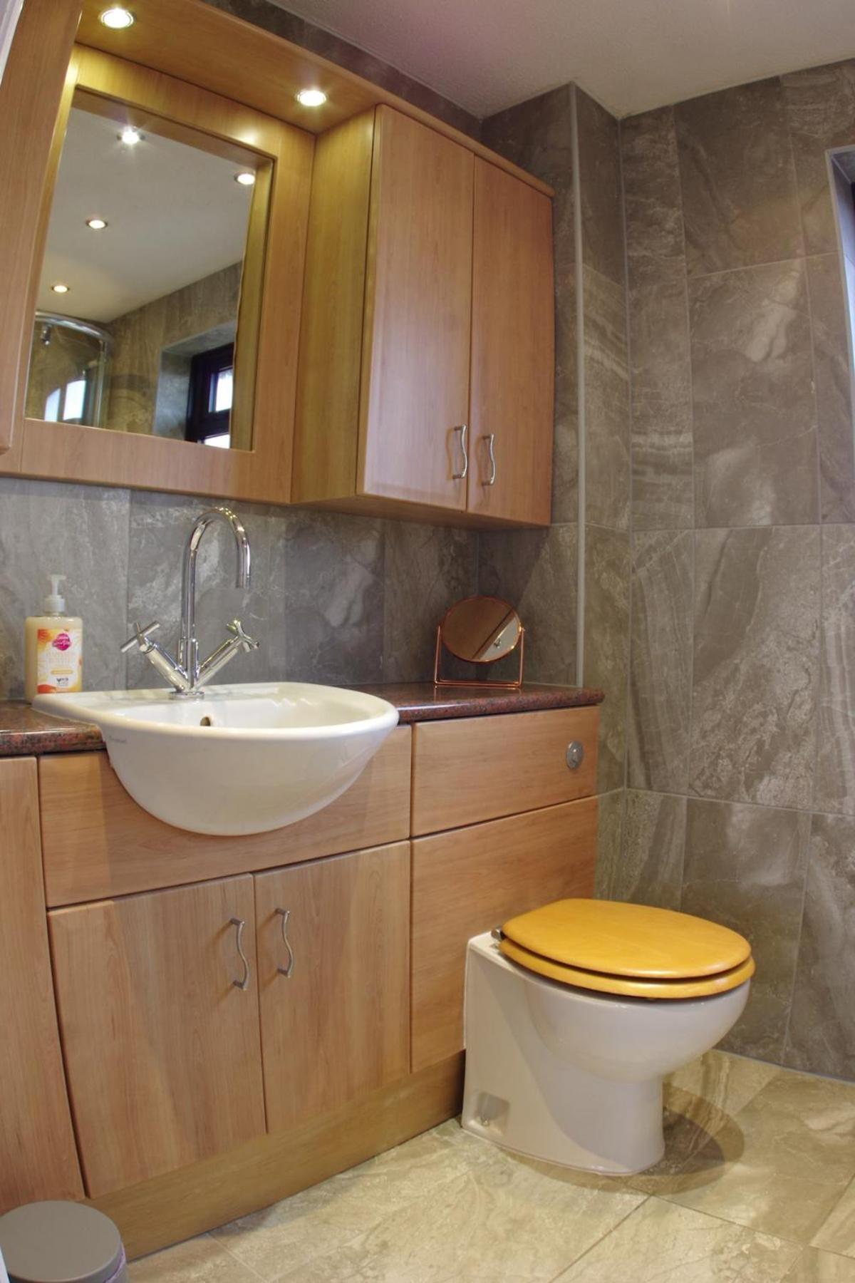 Holiday home Modern Detached Family With Off-road Parking