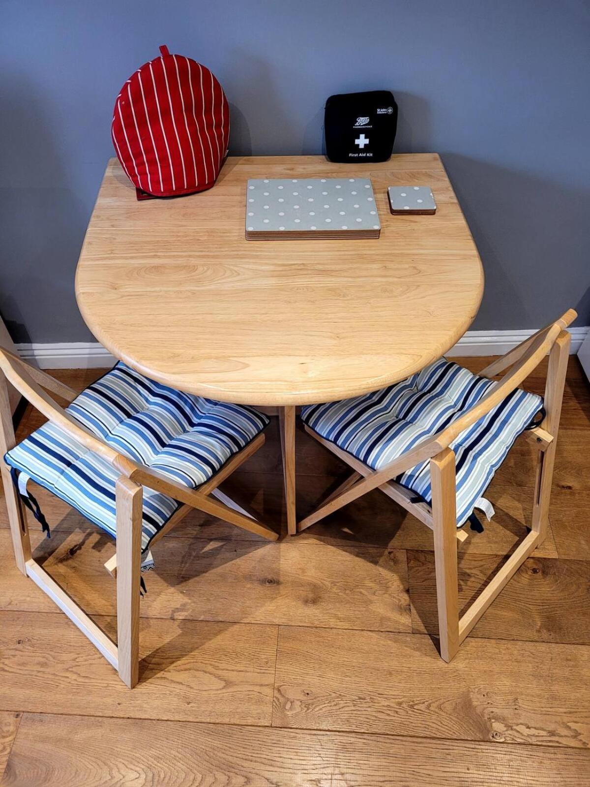 Holiday home Cosy Quiet Two Bedroom House Near Town Centre Cheltenham