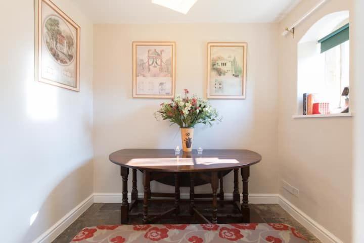 Holiday home Tiesel & Truffles Cheltenham