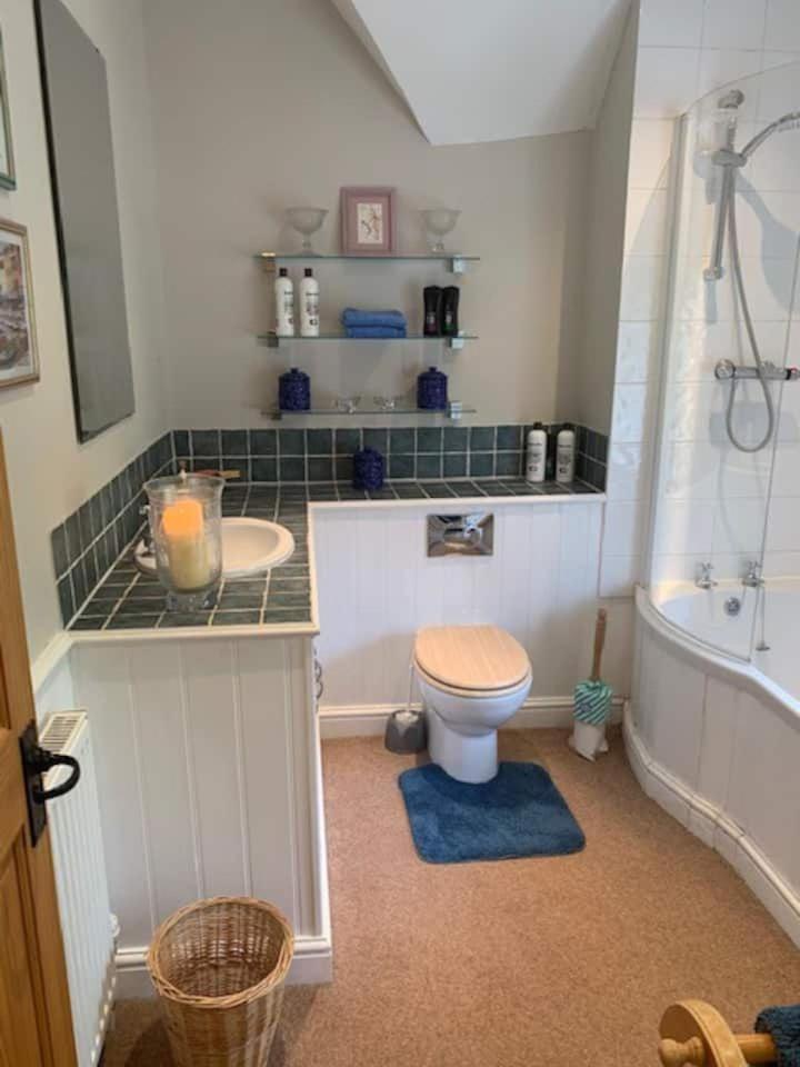 Tiesel & Truffles Holiday home Cheltenham