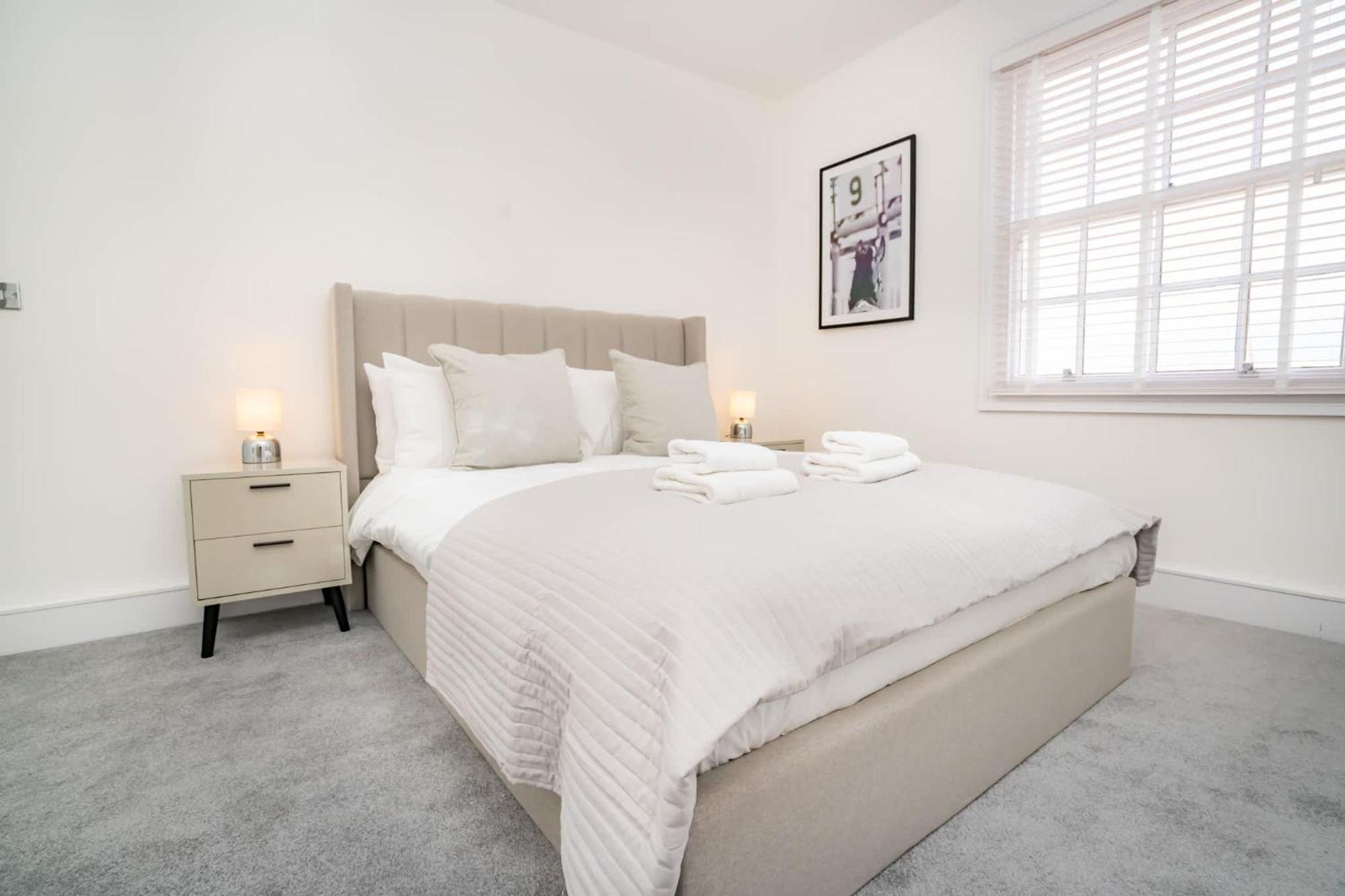 Stunning 1 Bedroom In Centre