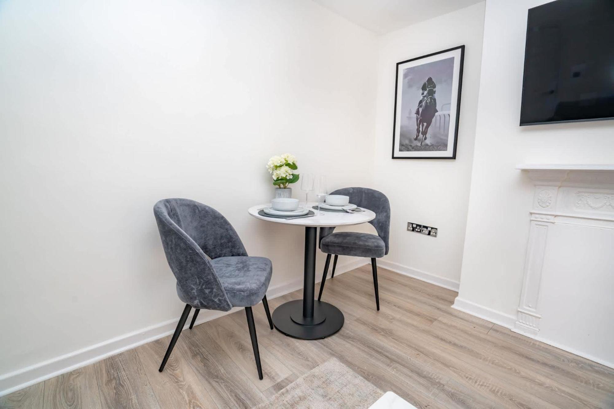 Apartment Fabulous 1 Bedroom In Centre *