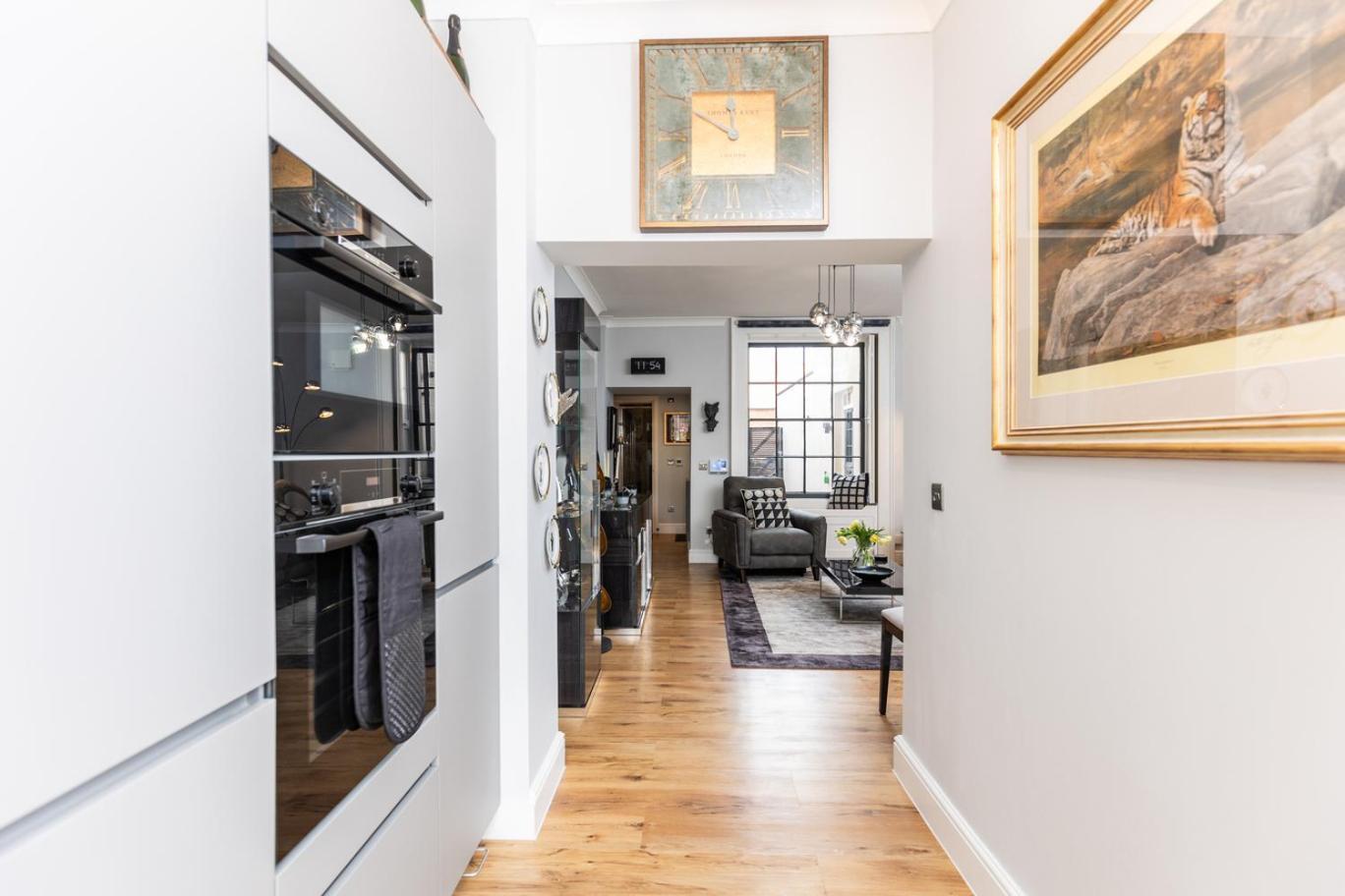 15 Lansdown