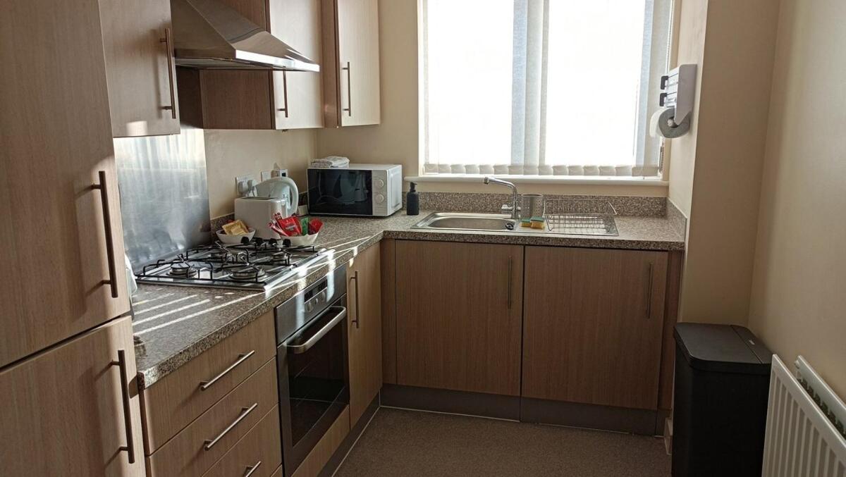 Spacious Cheltenham Flat With Free Allocated Parking Cheltenham