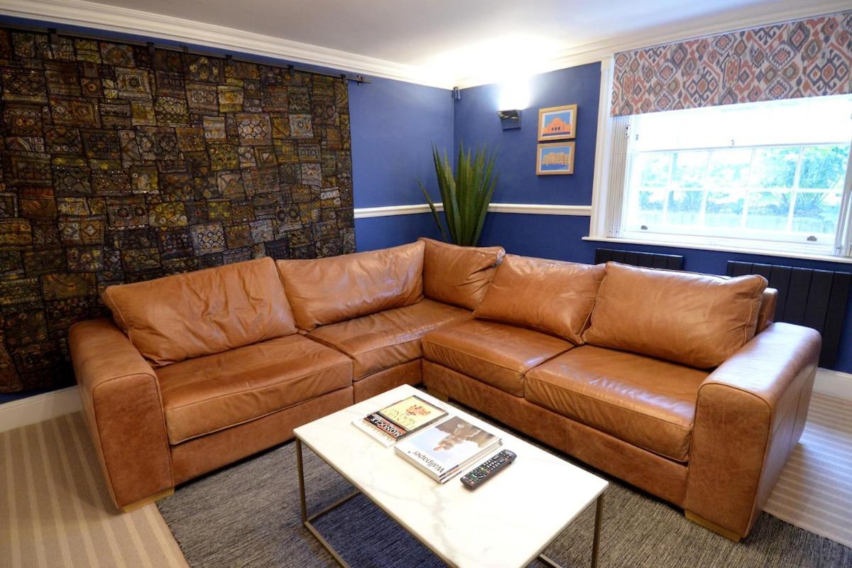 Imperial King Apt, Centre, Dedicated Free Parking Apartamento *