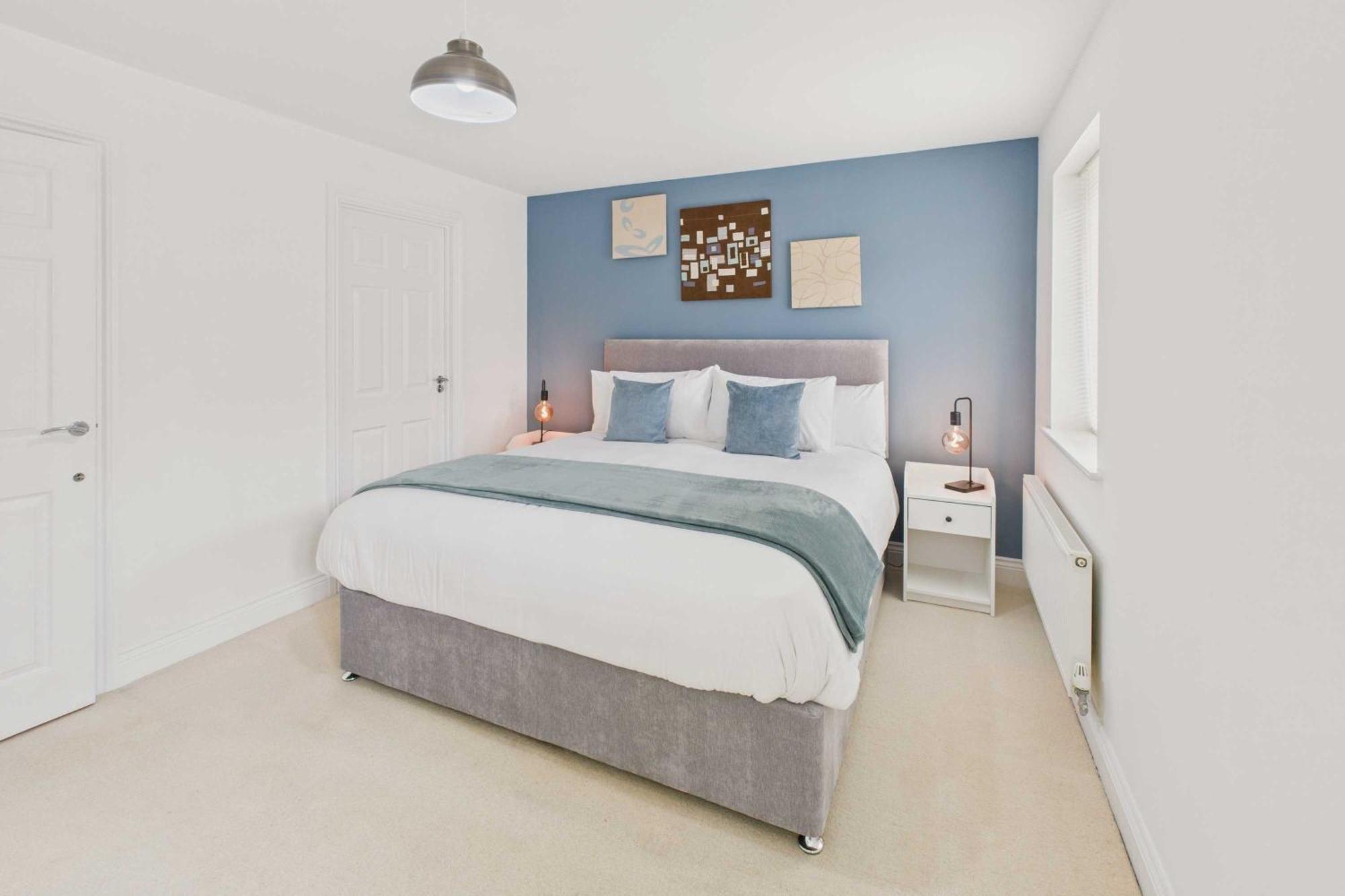 Host & - Clearwell Gardens Holiday home