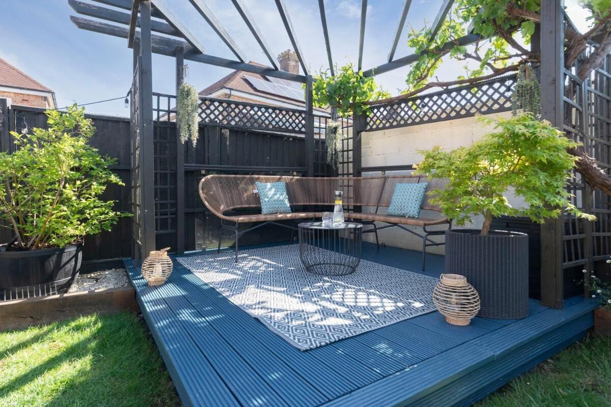 Fantastic 3-bed For The Gold Cup With Hot Tub * Cheltenham