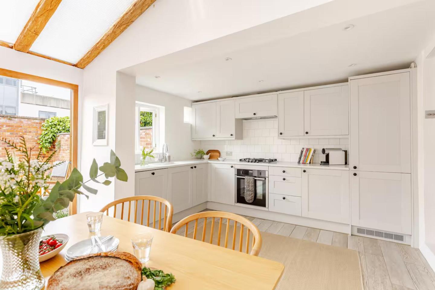 Peaceful Retreat In Cheltenham