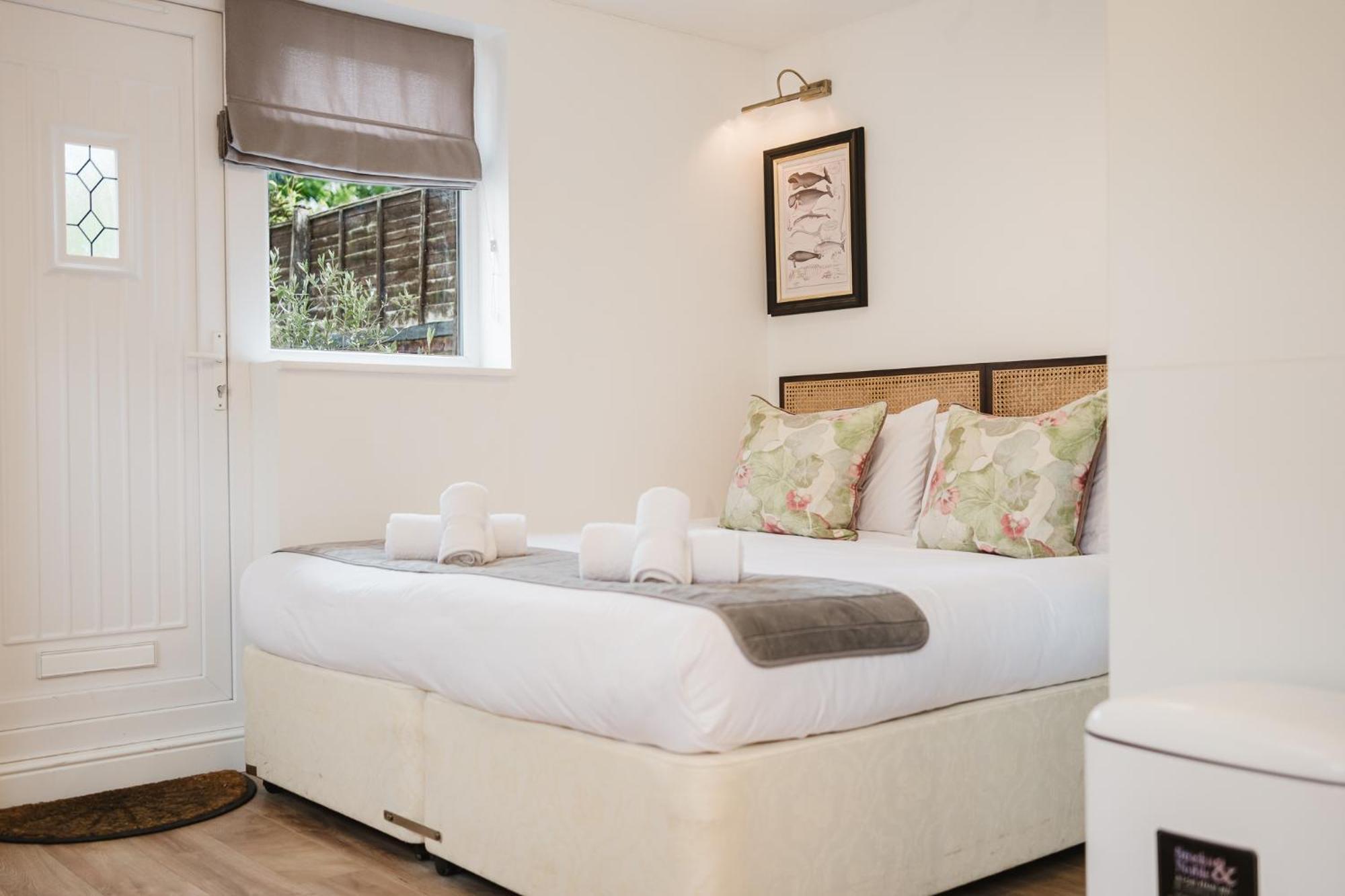 Apartamento Gorgeous Townhouse With Garden & Open Living *