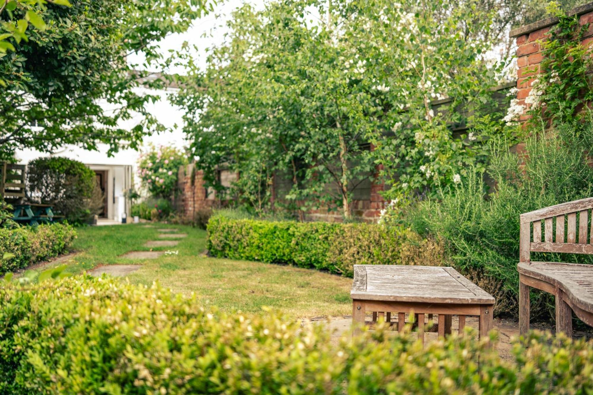 Gorgeous Townhouse With Garden & Open Living Apartamento *