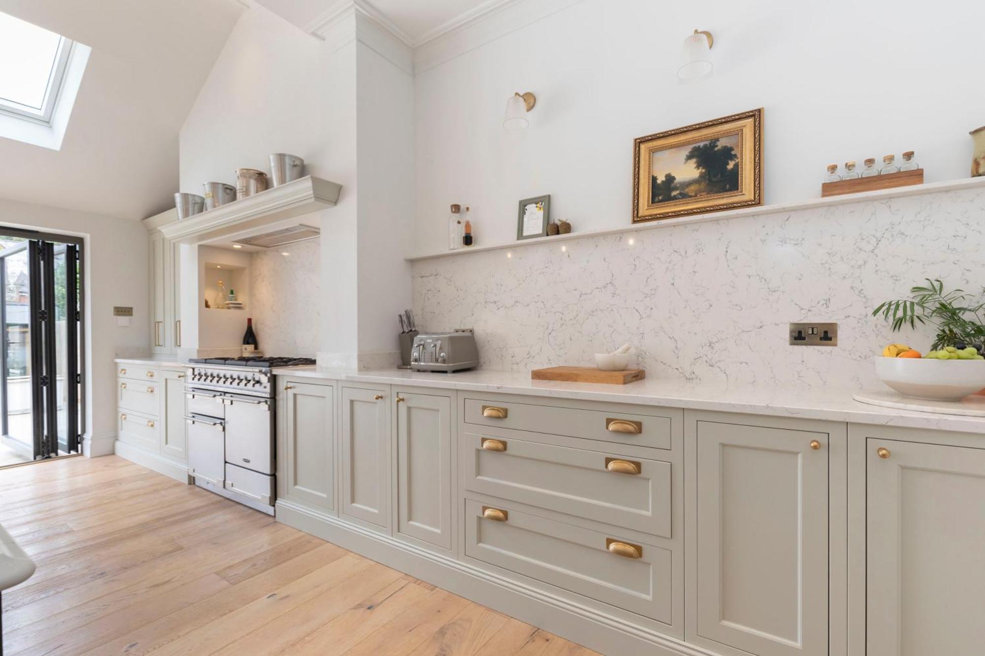 Luxury 6 Bedroom Period With Sauna And Gym Cheltenham