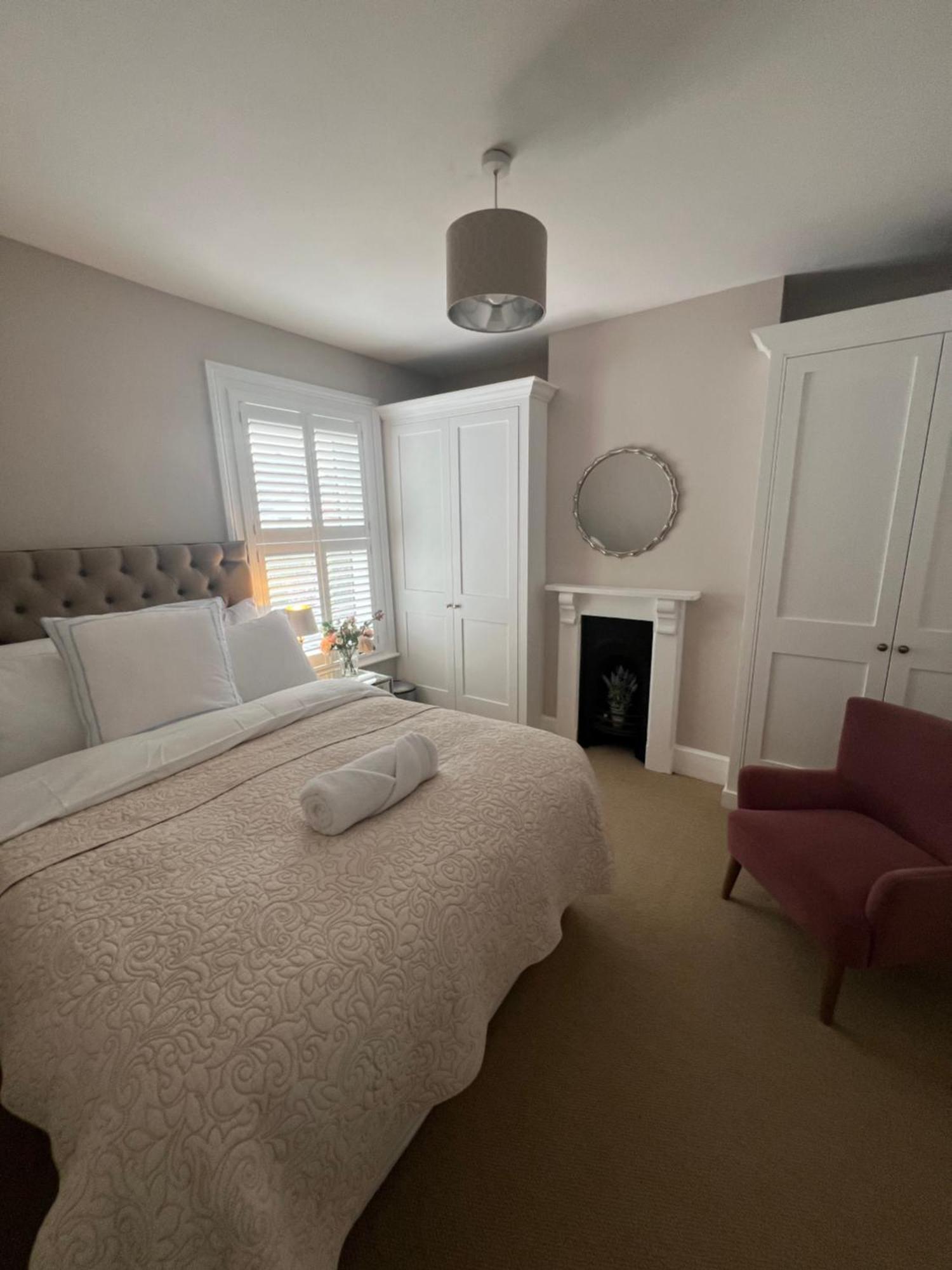 The Lily Pad - Townhouse, A Short Walk To Town Center And Racecourse Holiday home Cheltenham