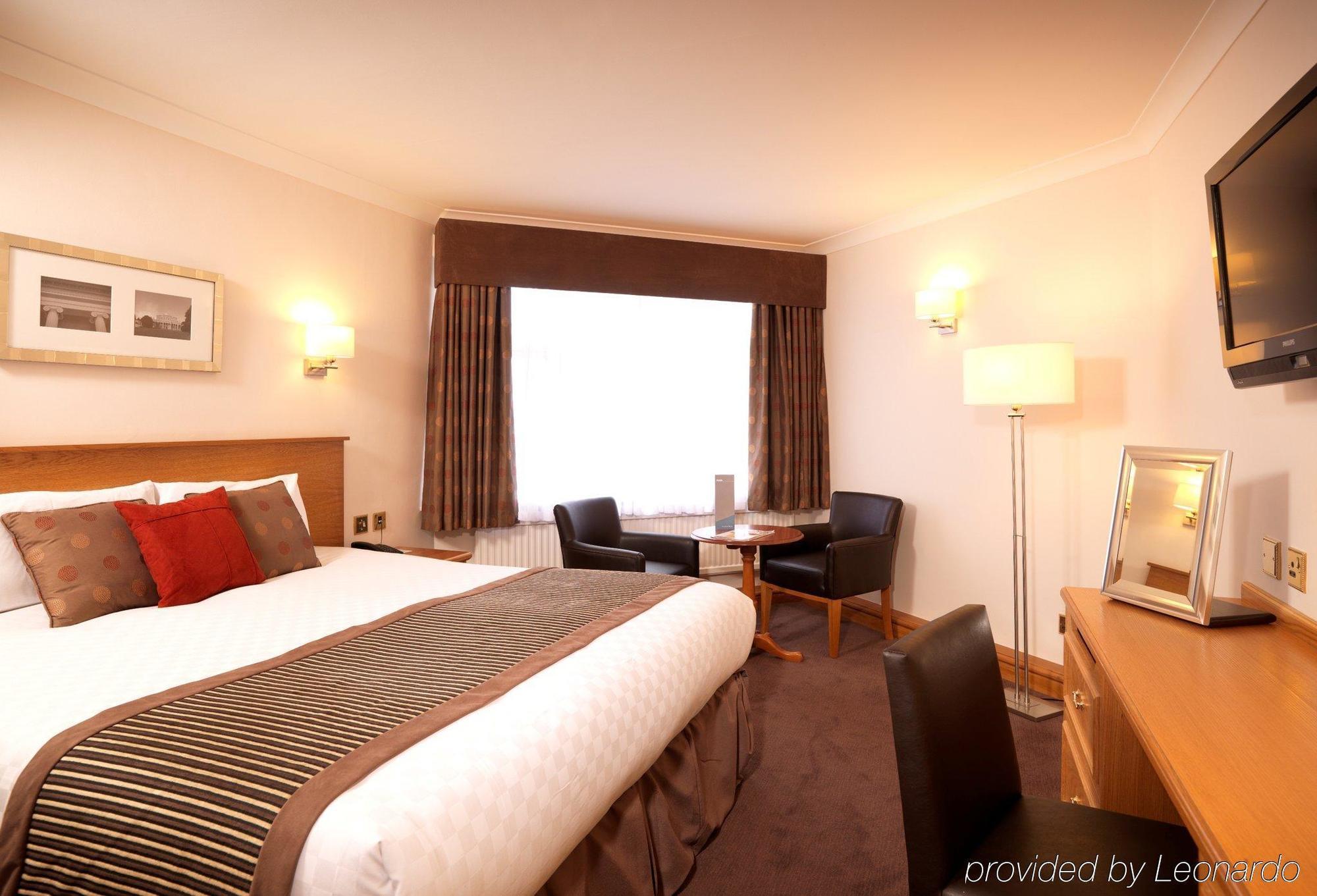 Hotel Leonardo 4*