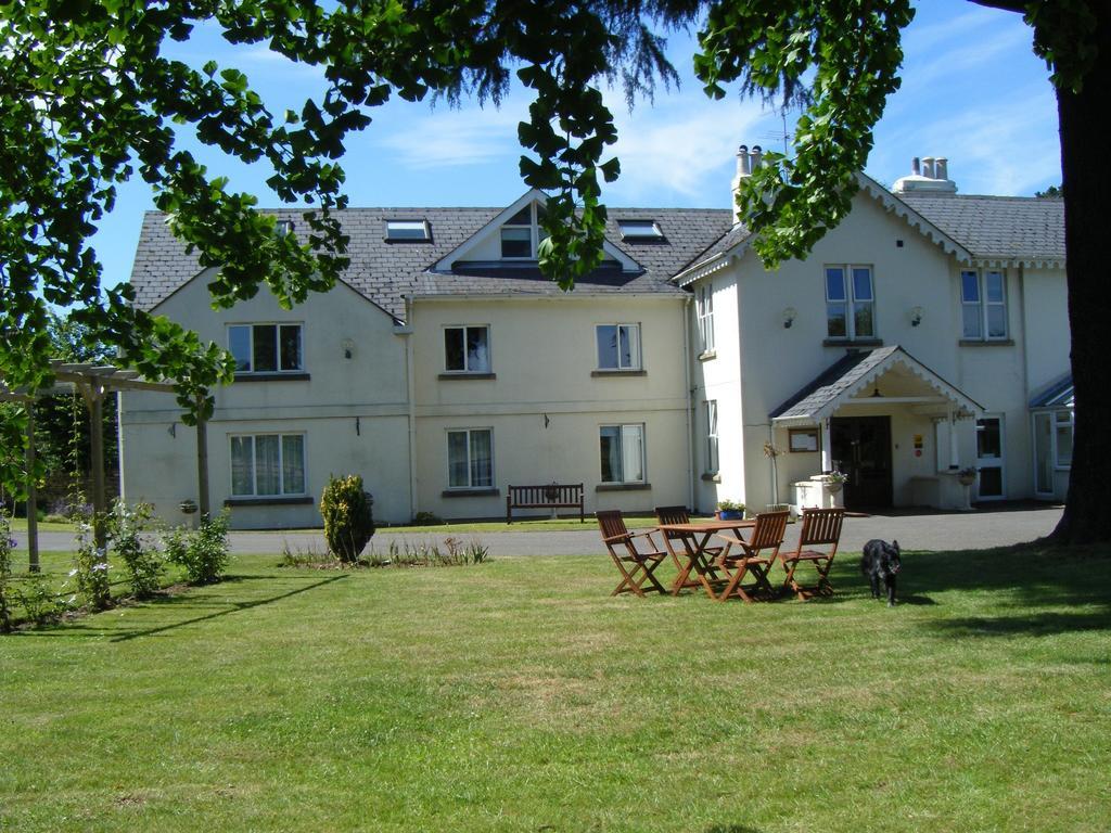 Hotel Charlton Kings 3*