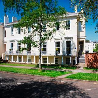 The Townhouse At Glenfall Lawn Pittville Circus 4*