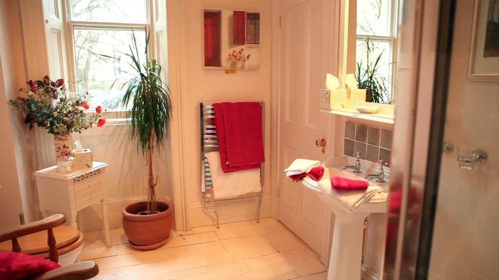 Hanover House Guest house 5*