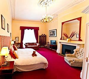 Clarence Court 4* Cheltenham