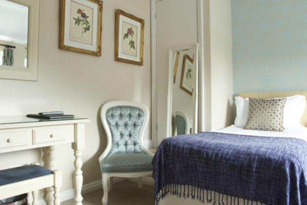Hilden Guest 4*