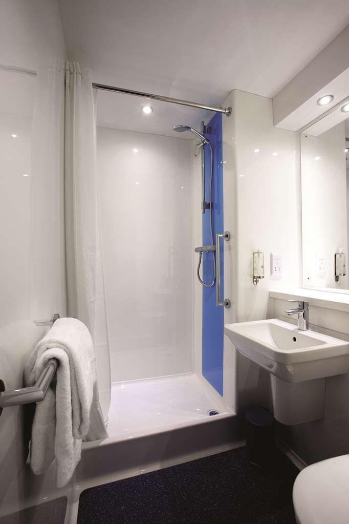 Travelodge Cheltenham