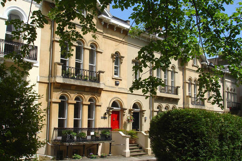 Hanover House 5*