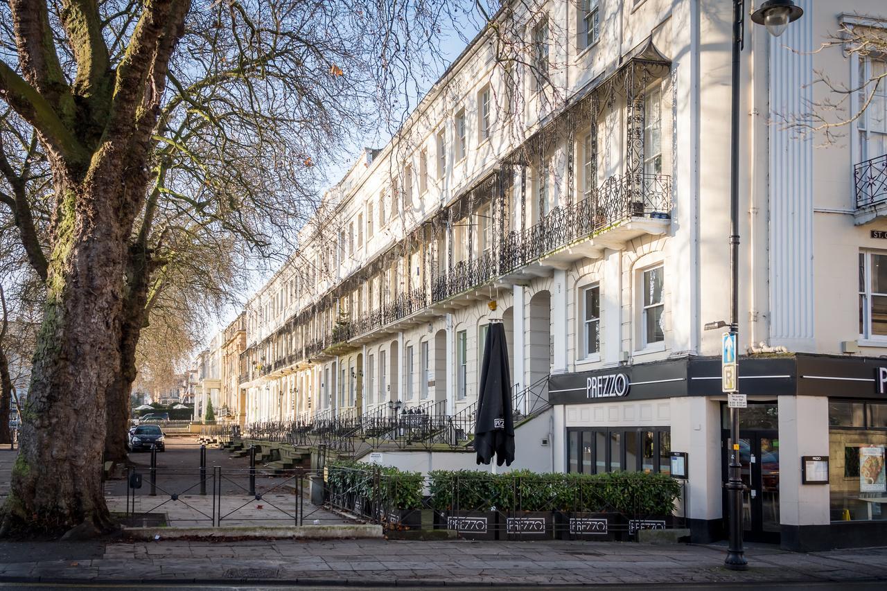 Apartment 2 Bedroom High Street Duplex Apartment Cheltenham