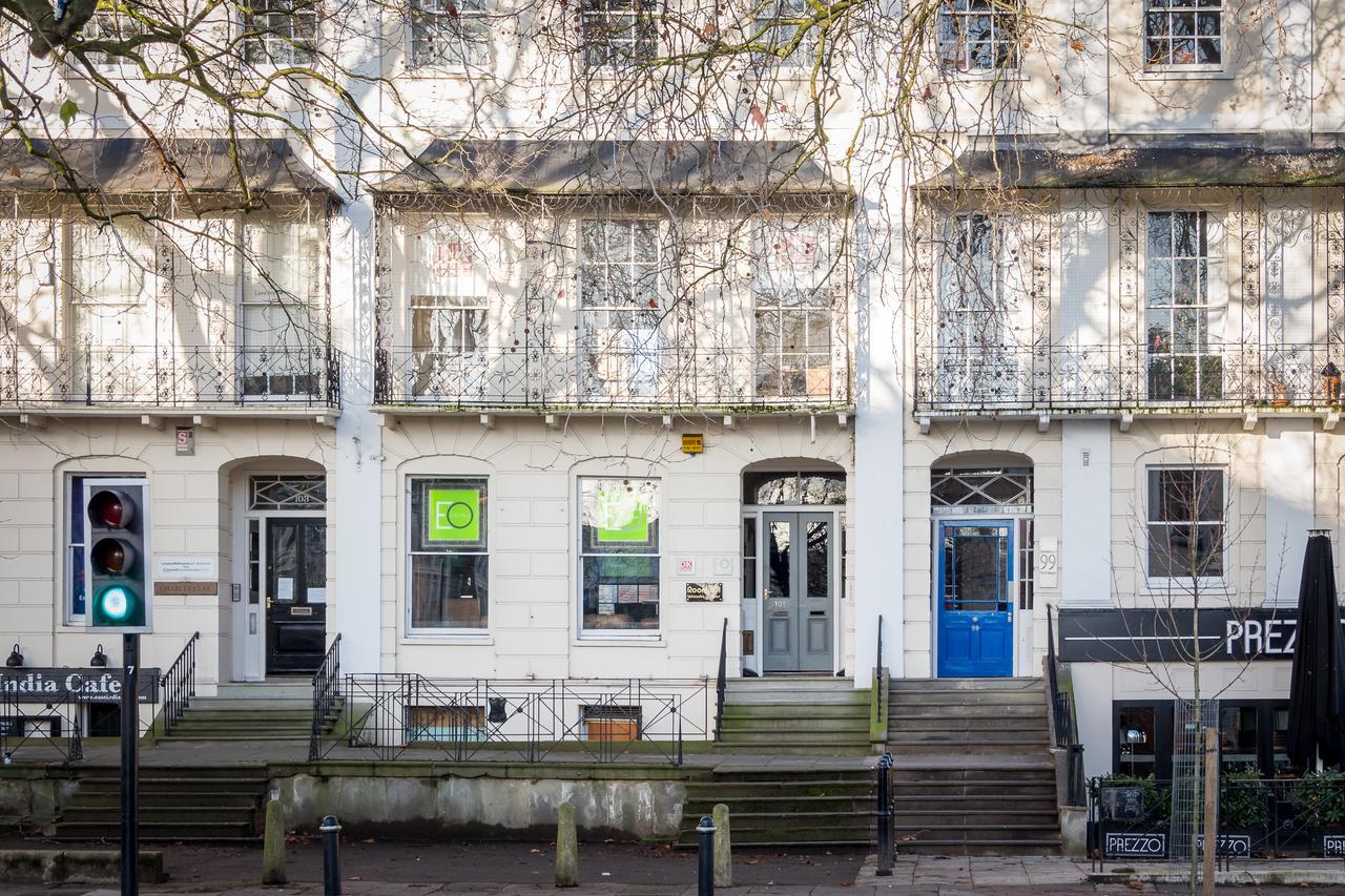 2 Bedroom High Street Duplex Apartment *