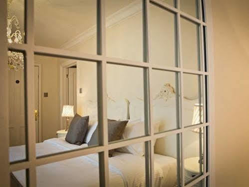 Manor By The Cheltenham