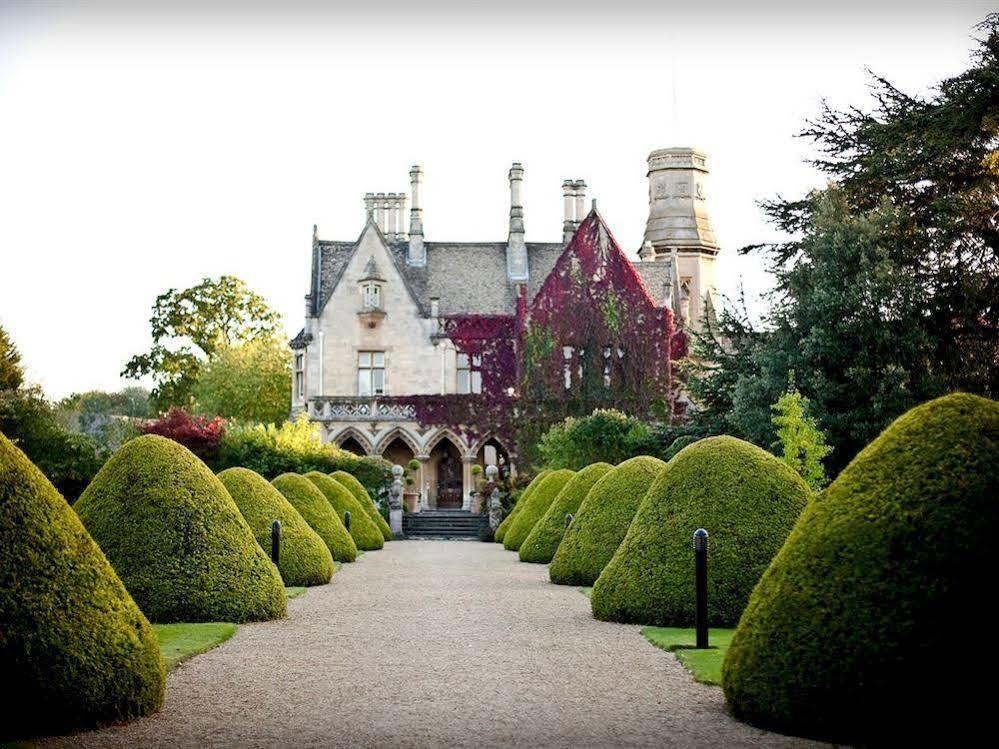 Manor By The Hotel