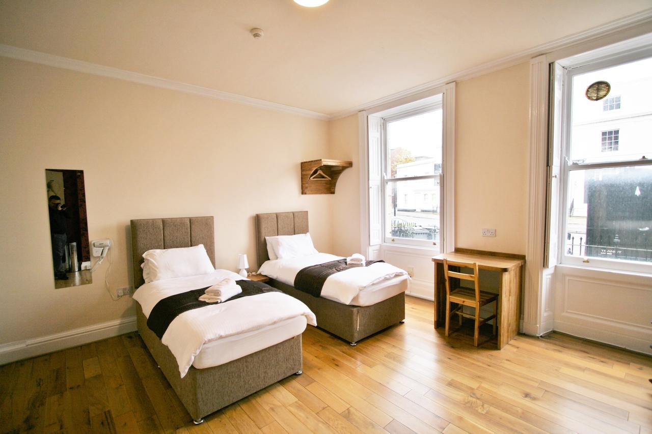 Gloucester Place By Roomsbooked * Cheltenham