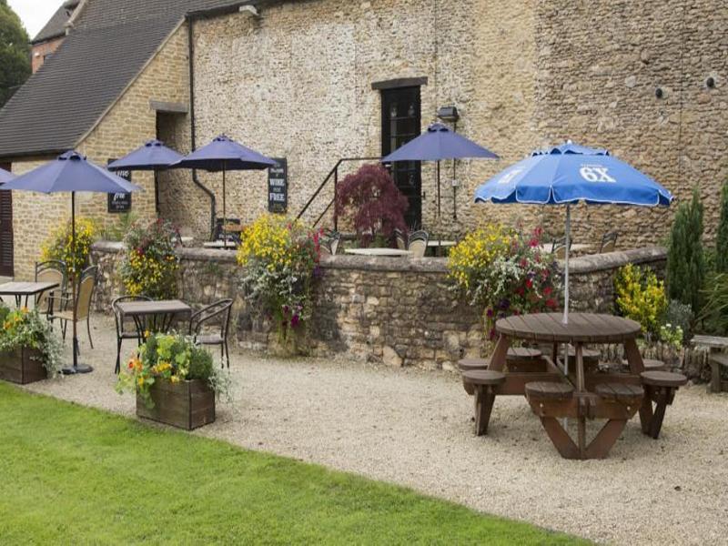 The 3* Colesbourne