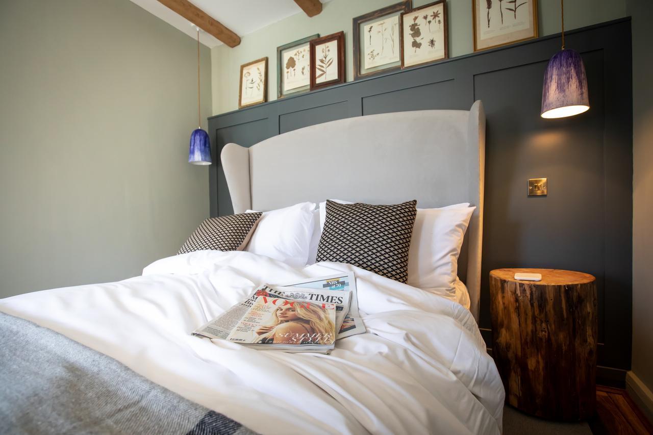 The Frogmill 4* Shipton (Gloucestershire)