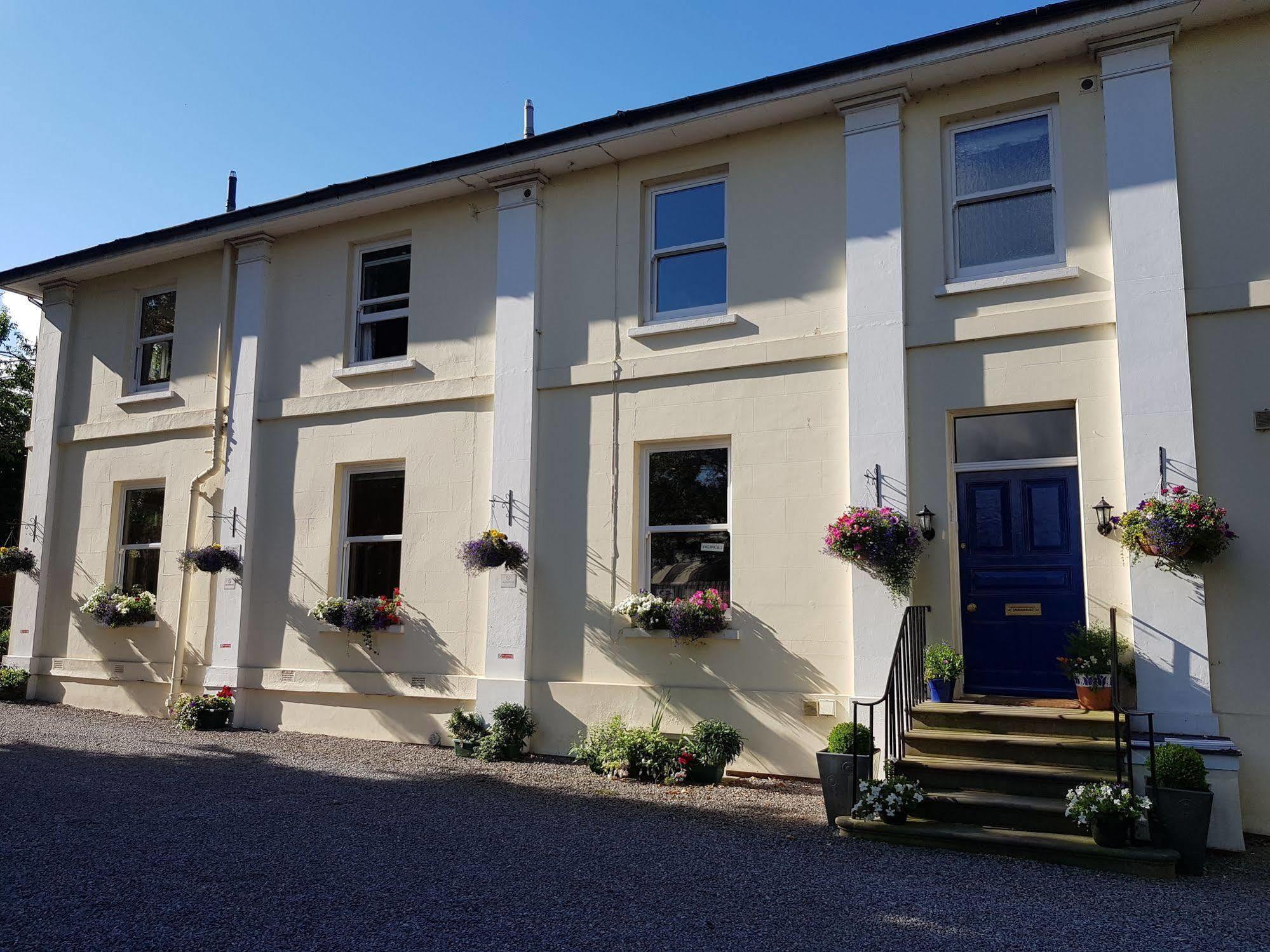 Hilden Guest Hotel