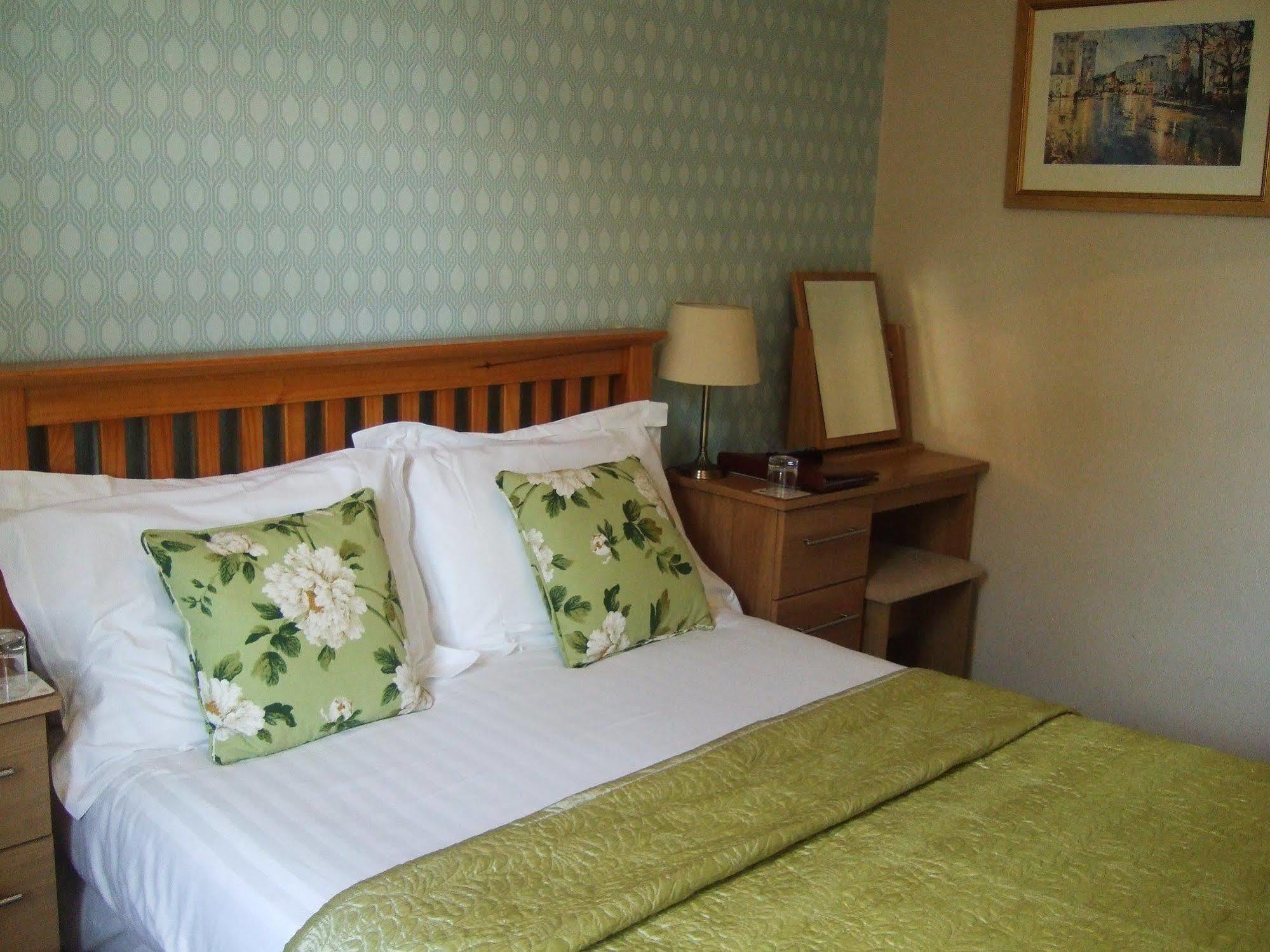 Hotel Hilden Guest 4*