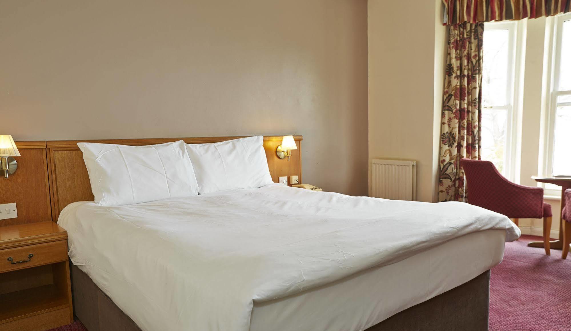 Hotel Rising Sun By Greene King Cheltenham