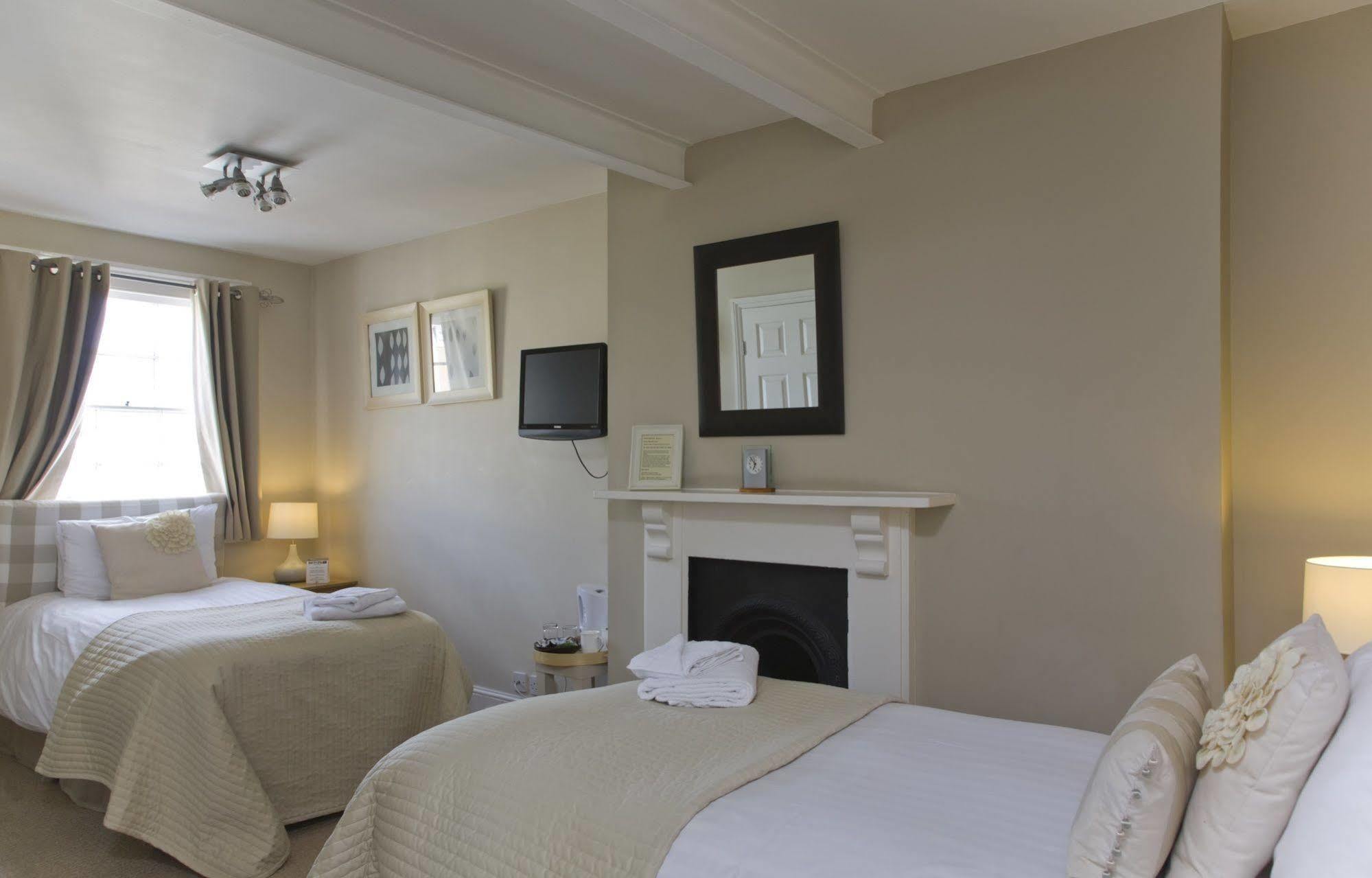 The Townhouse At Glenfall Lawn Pittville Circus Cheltenham
