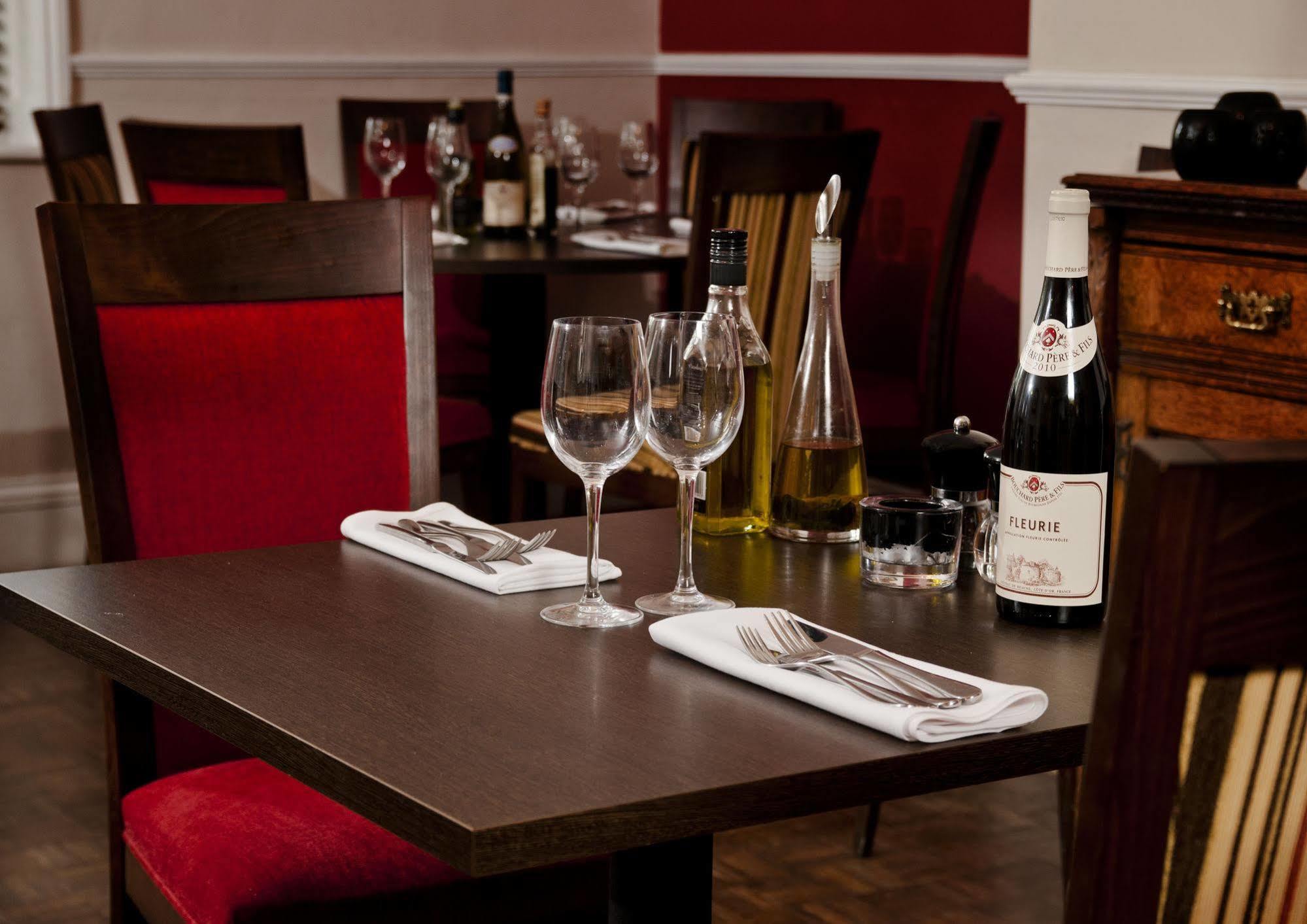 Clarence Court 4* Cheltenham