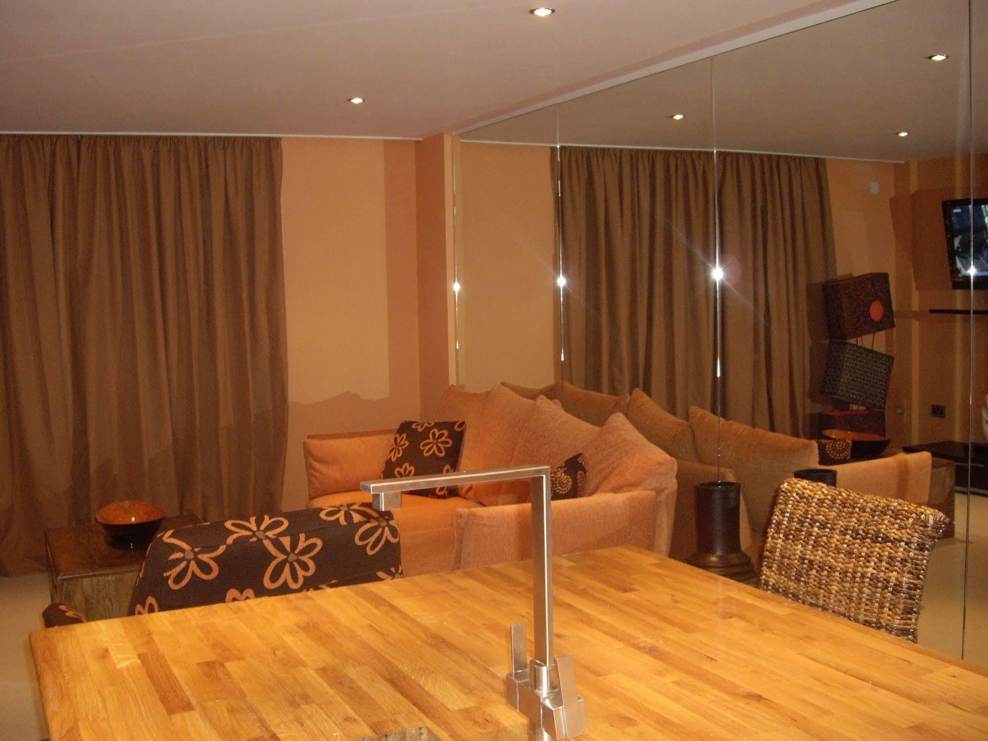 Portland Apartment Cheltenham