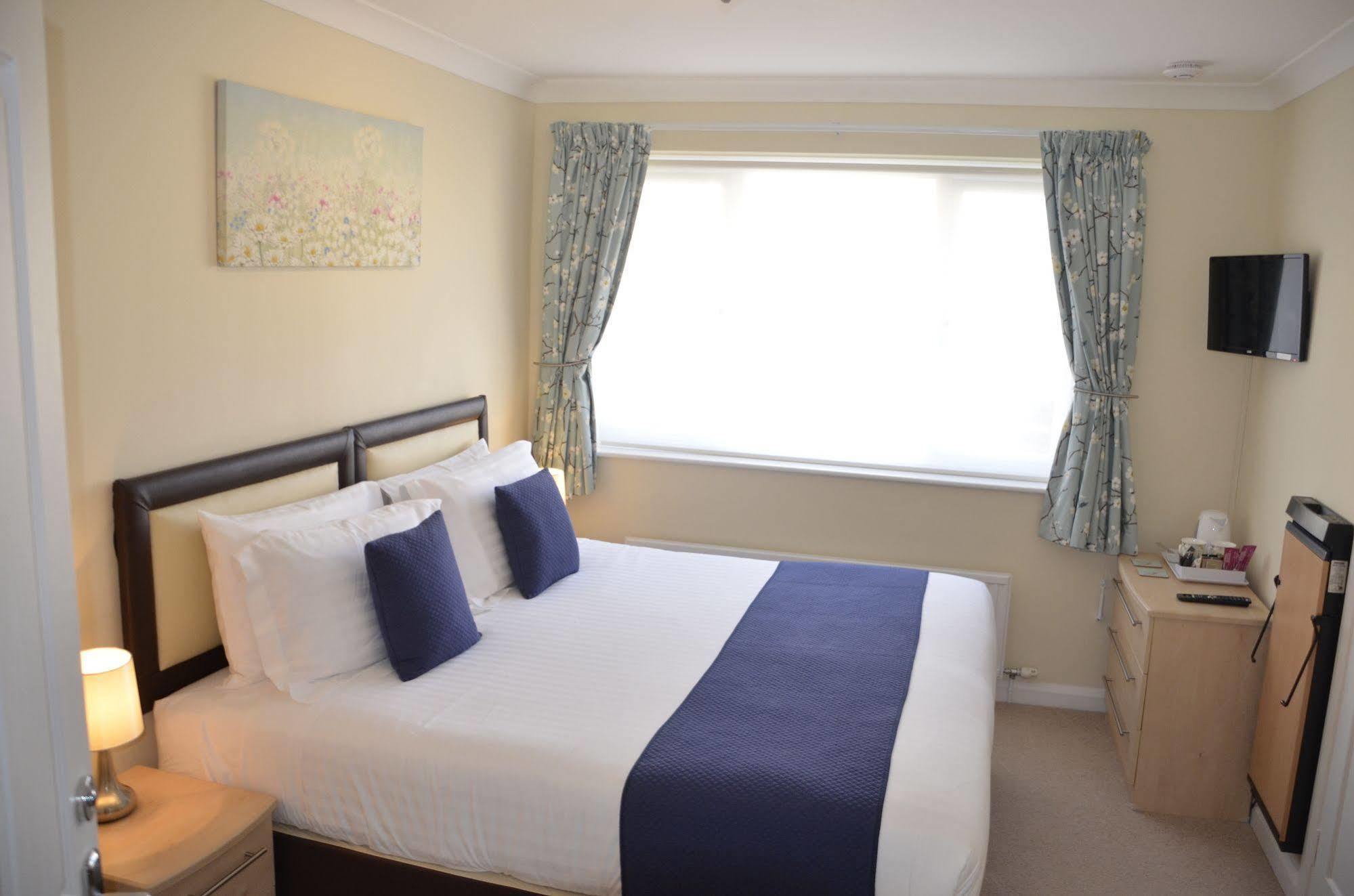 Bed & Breakfast Abbots Lee - Adults Only